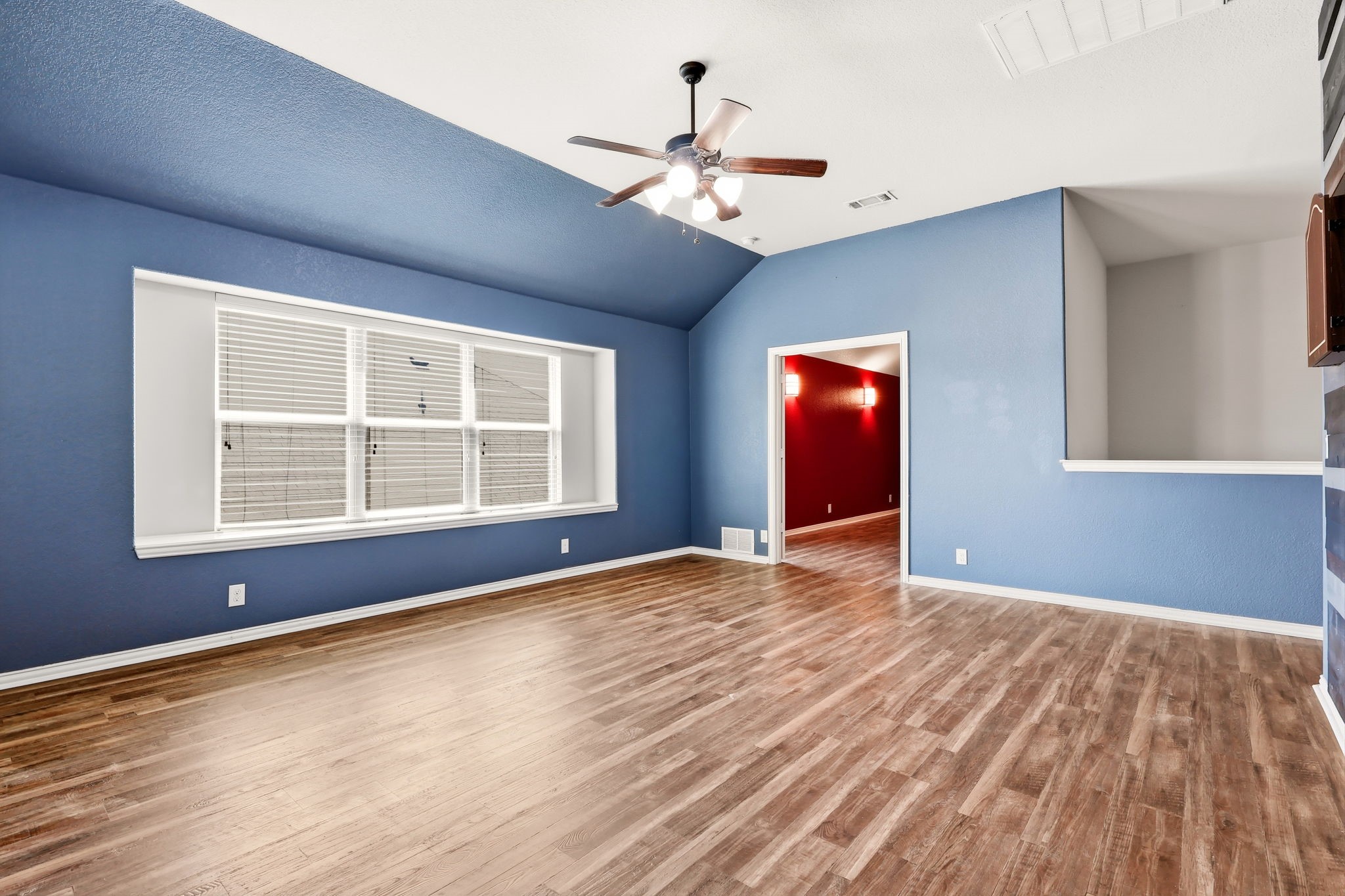 8308 Spitfire Trail