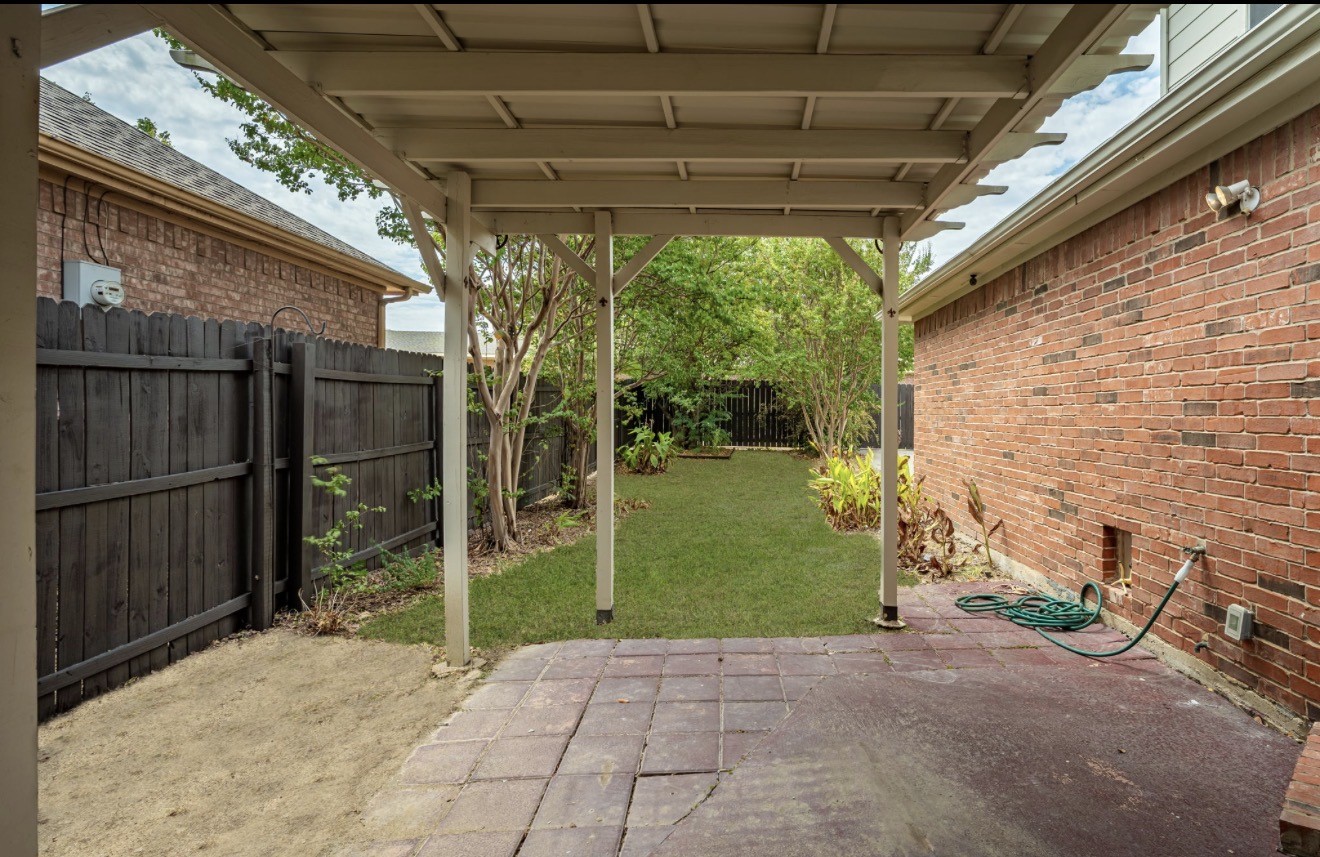 2809 Vail Drive