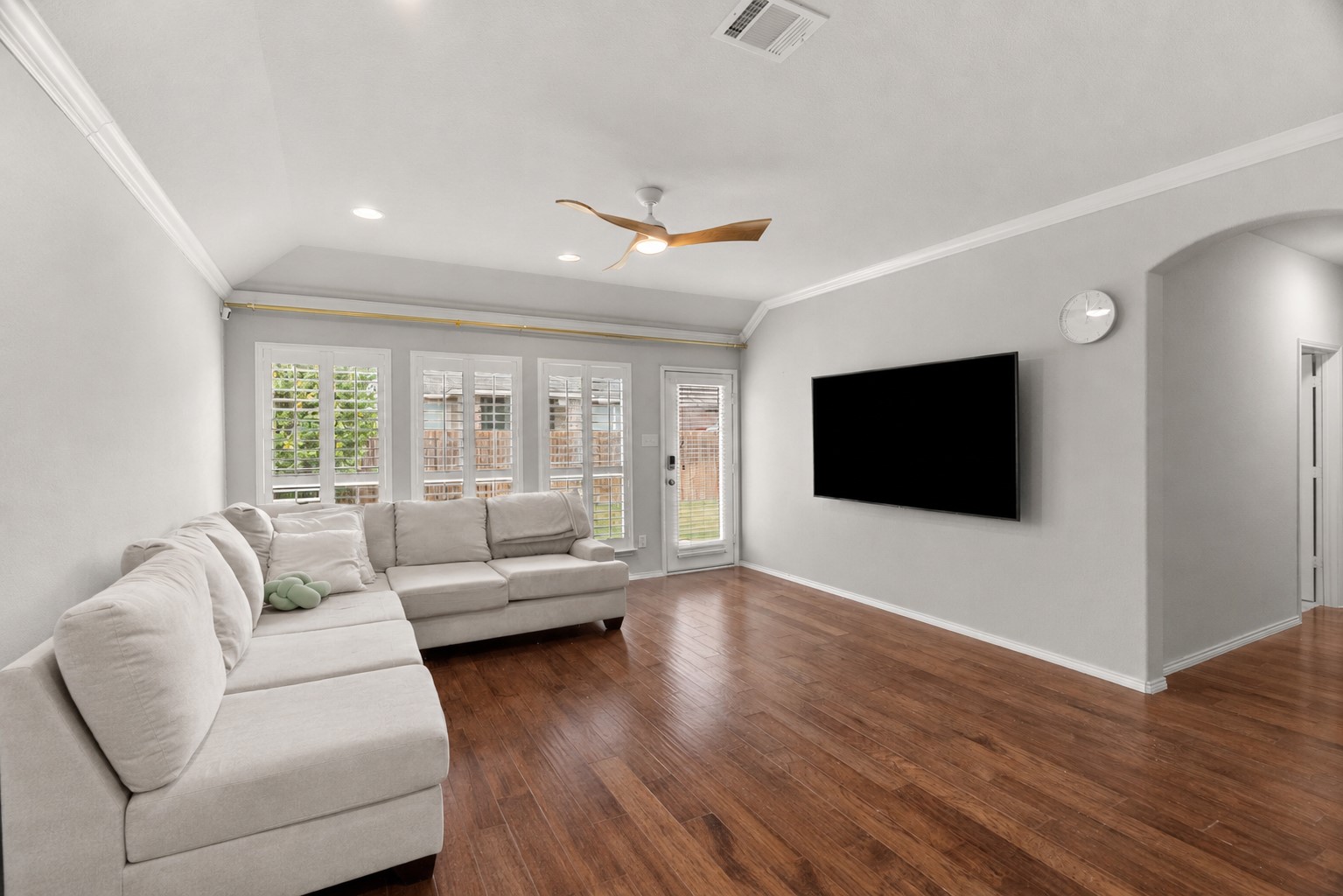 4741 Meadow Green Trail