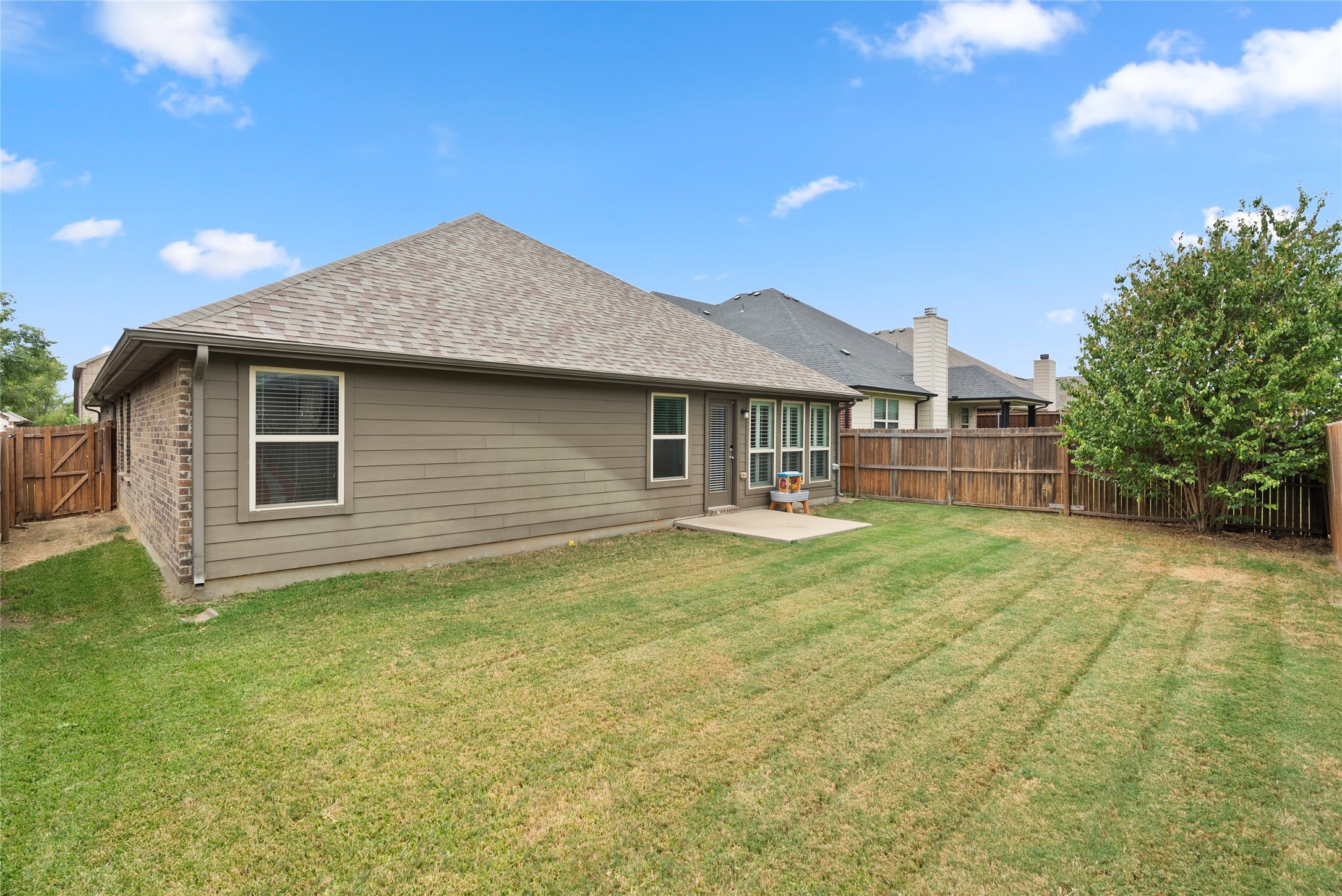 4741 Meadow Green Trail