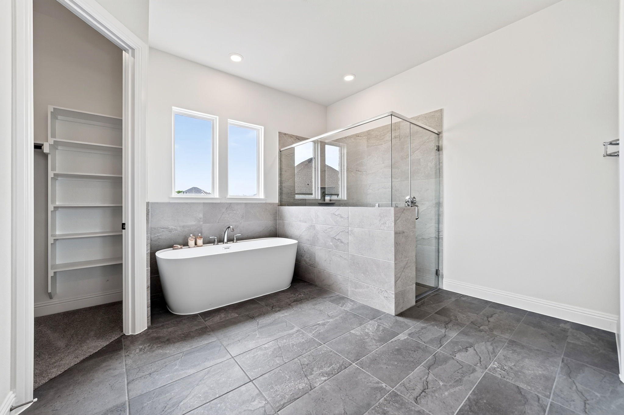 4009 Tamarack Lane