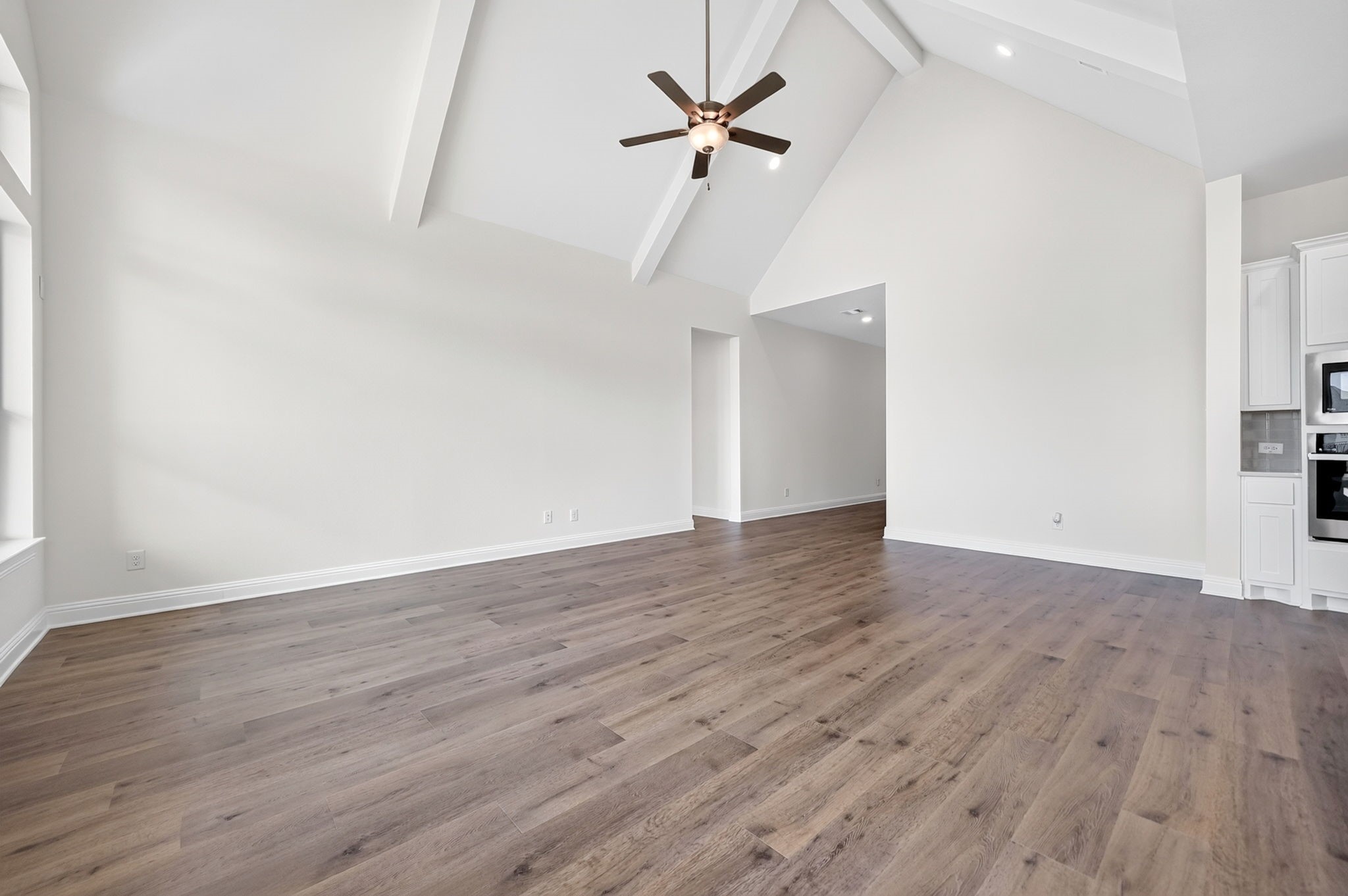 4009 Tamarack Lane