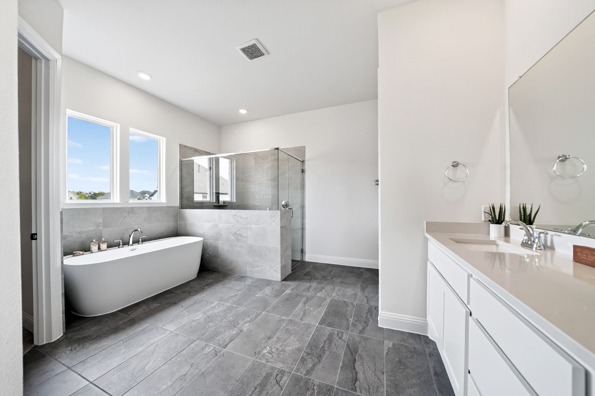 4009 Tamarack Lane