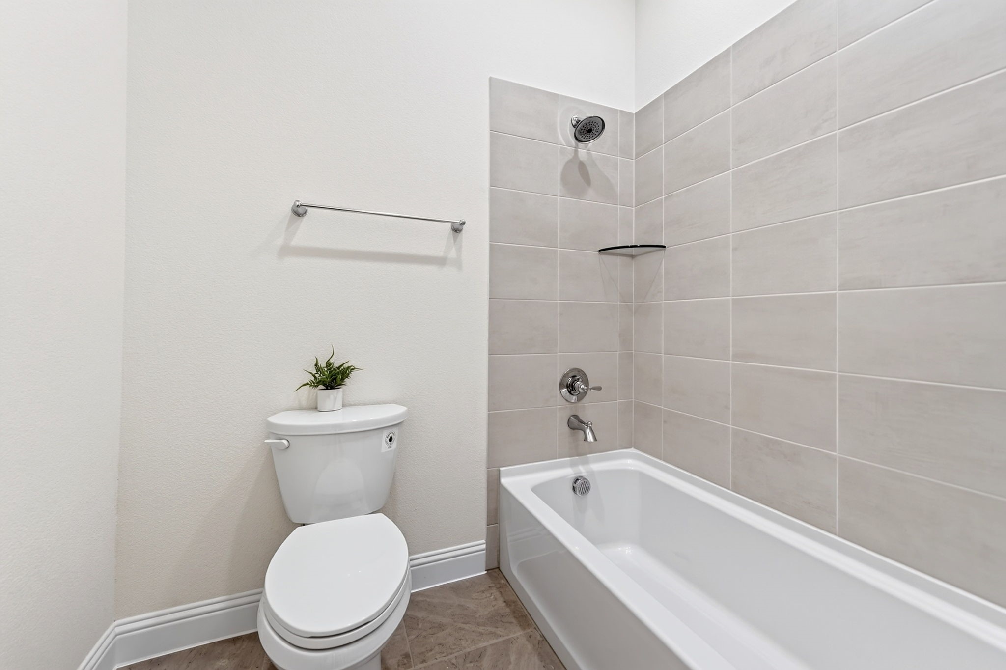 4009 Tamarack Lane