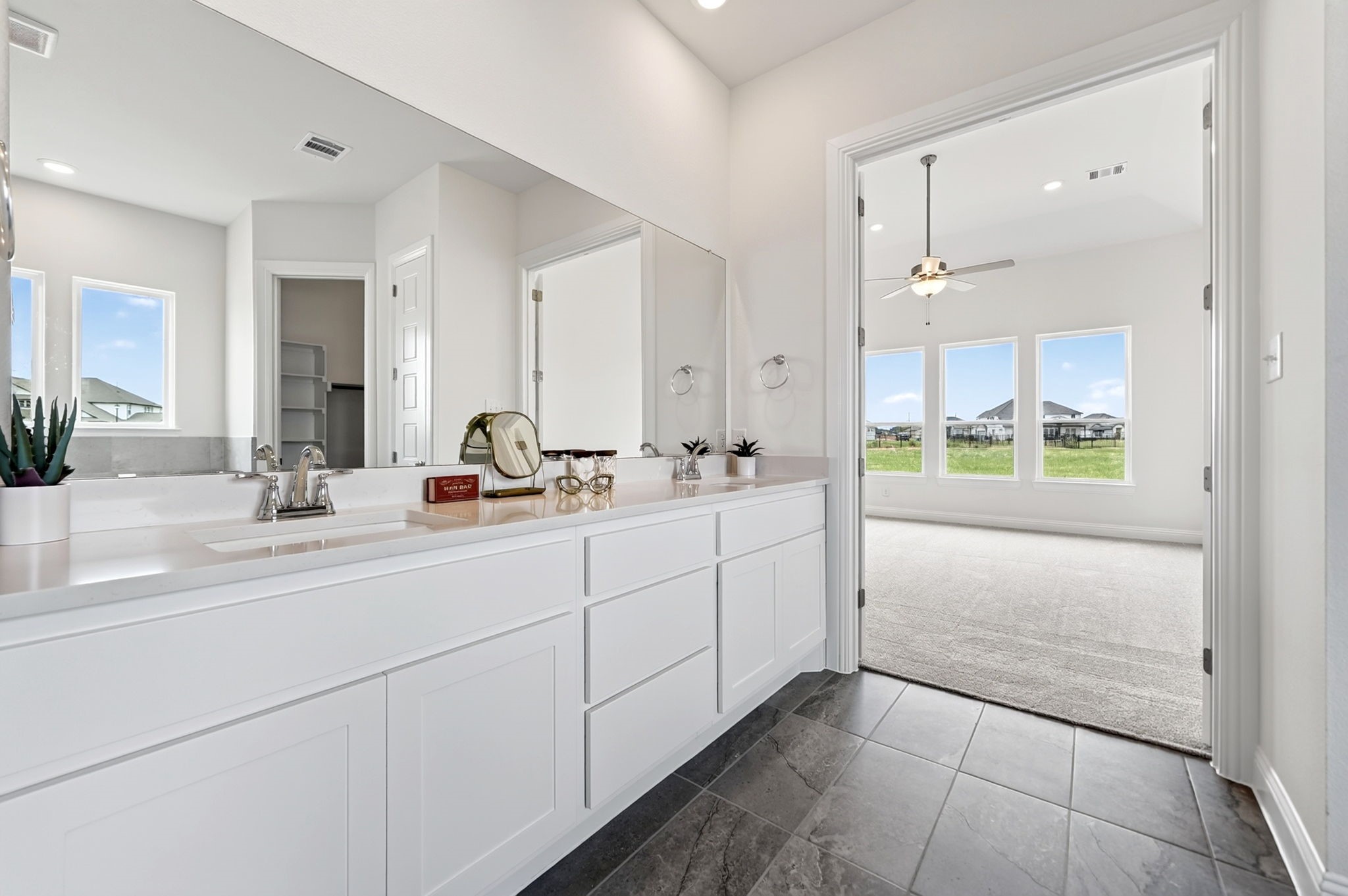 4009 Tamarack Lane