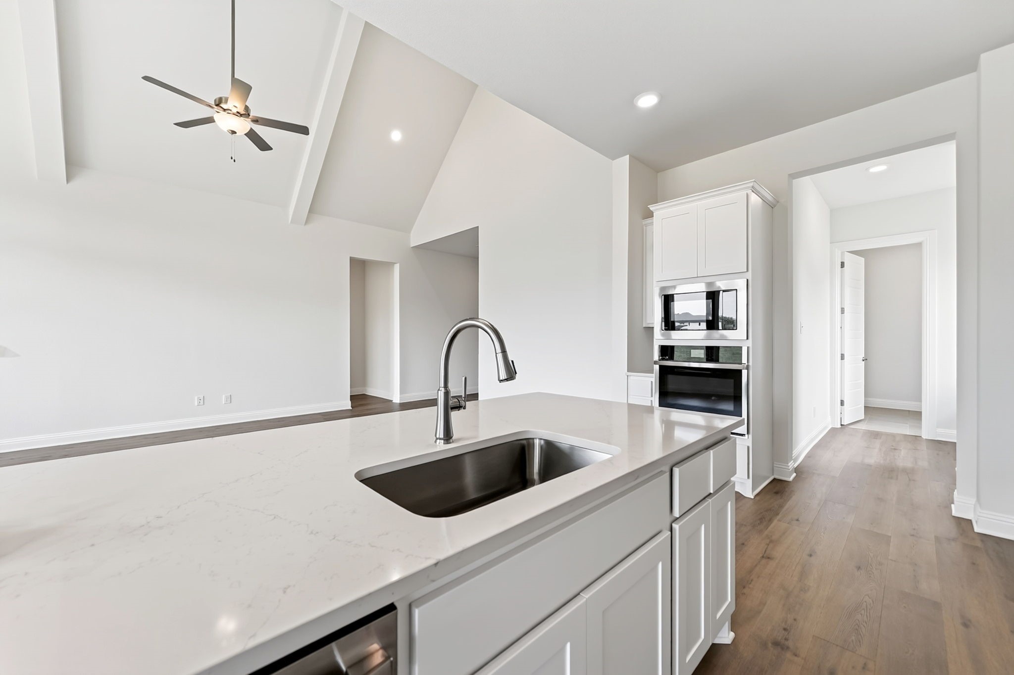 4009 Tamarack Lane