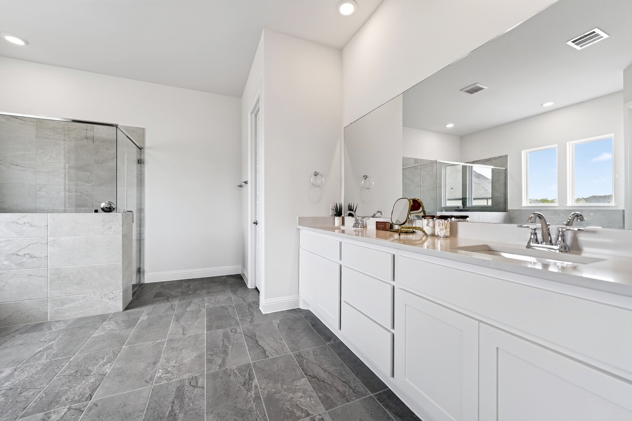 4009 Tamarack Lane