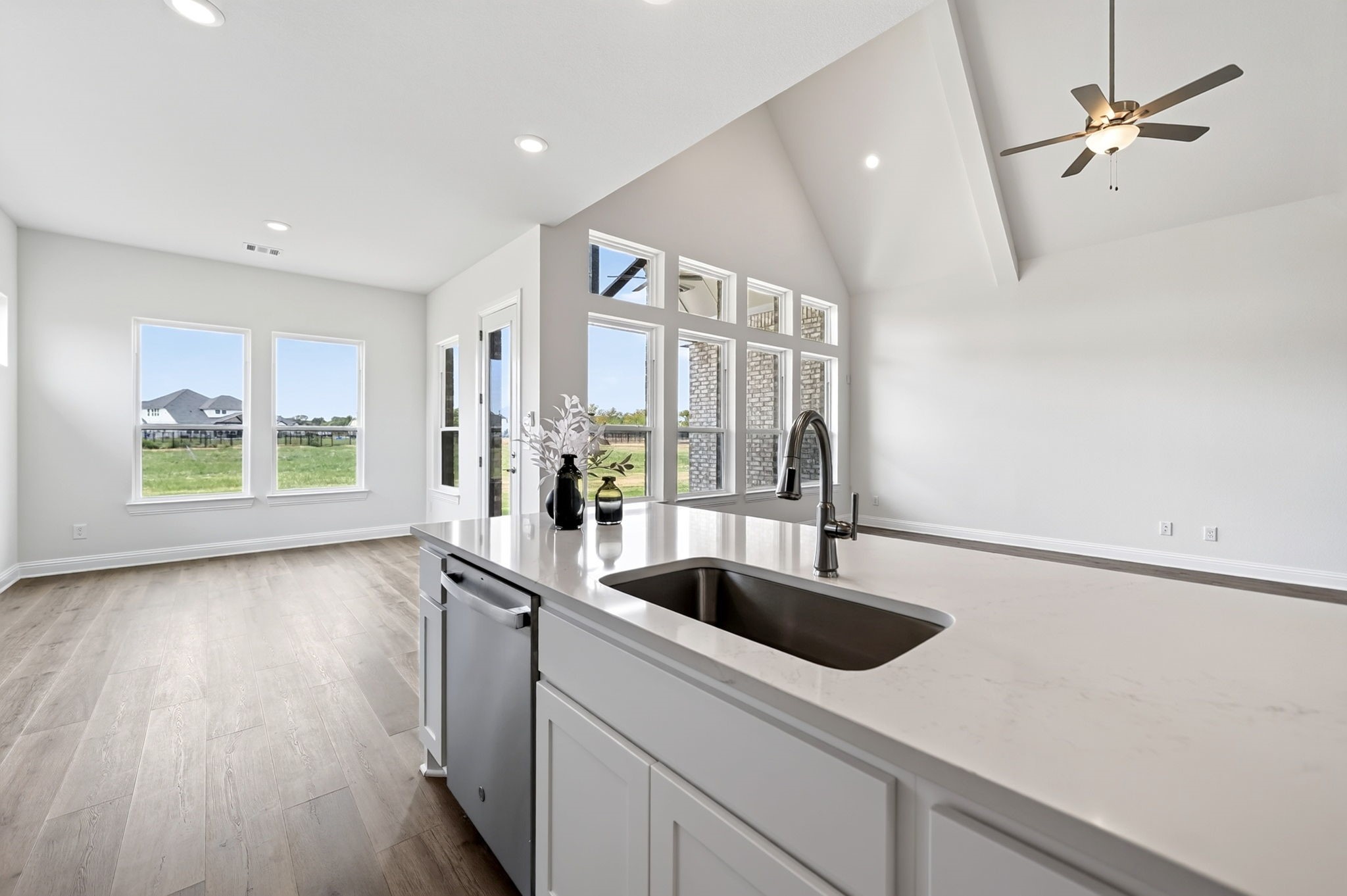 4009 Tamarack Lane