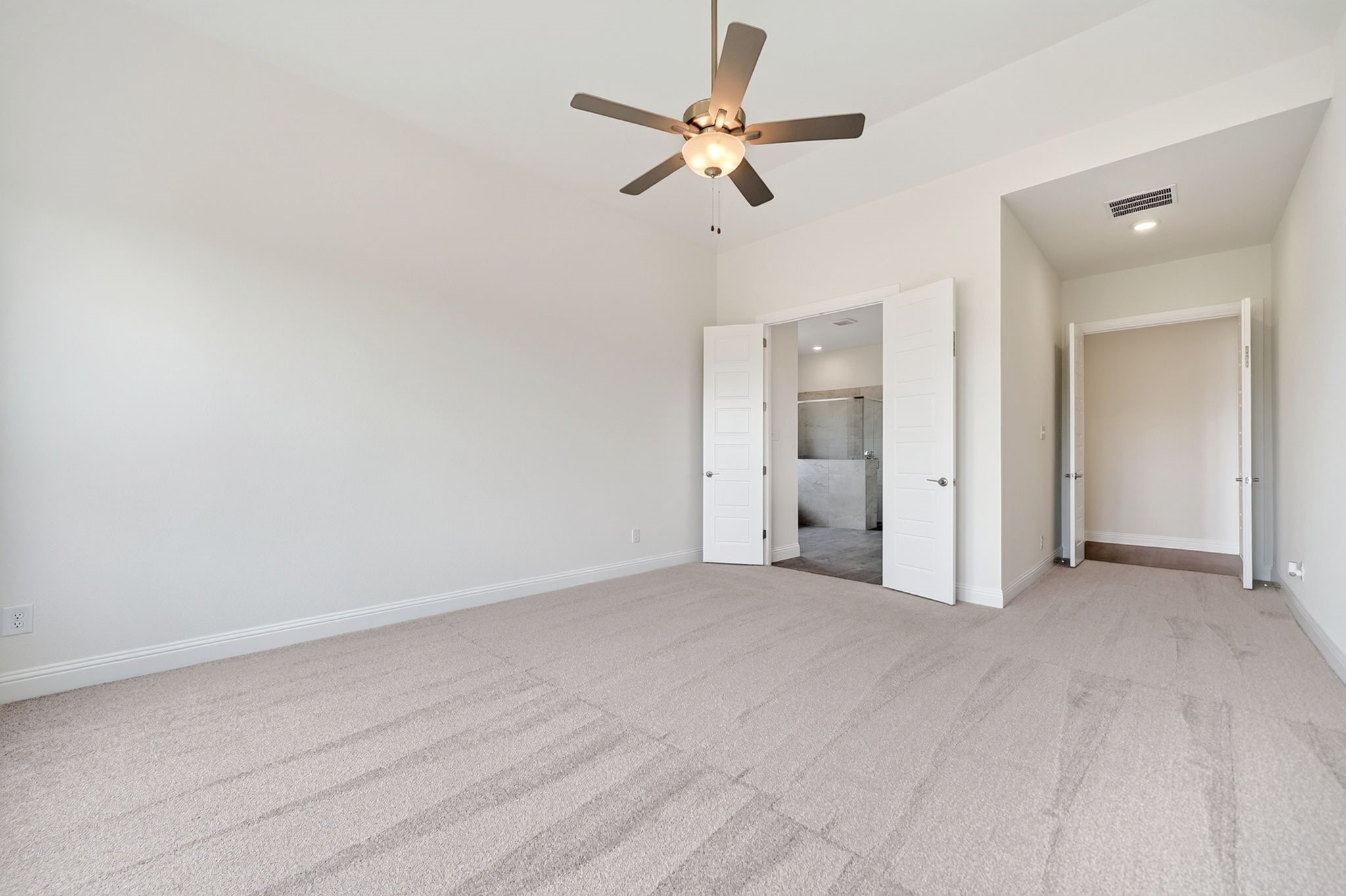 4009 Tamarack Lane