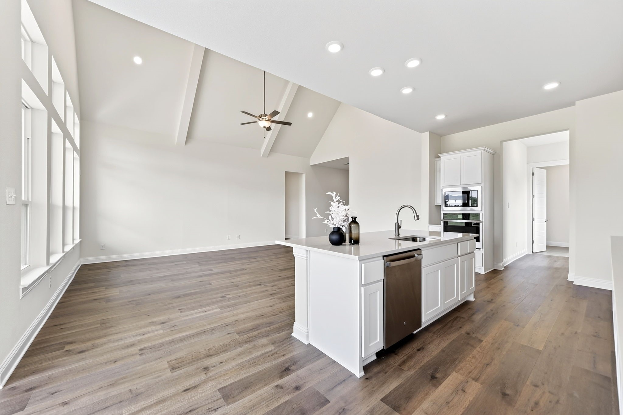 4009 Tamarack Lane