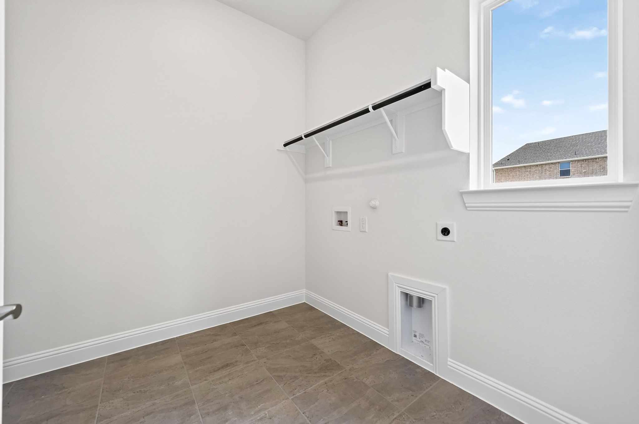 4009 Tamarack Lane