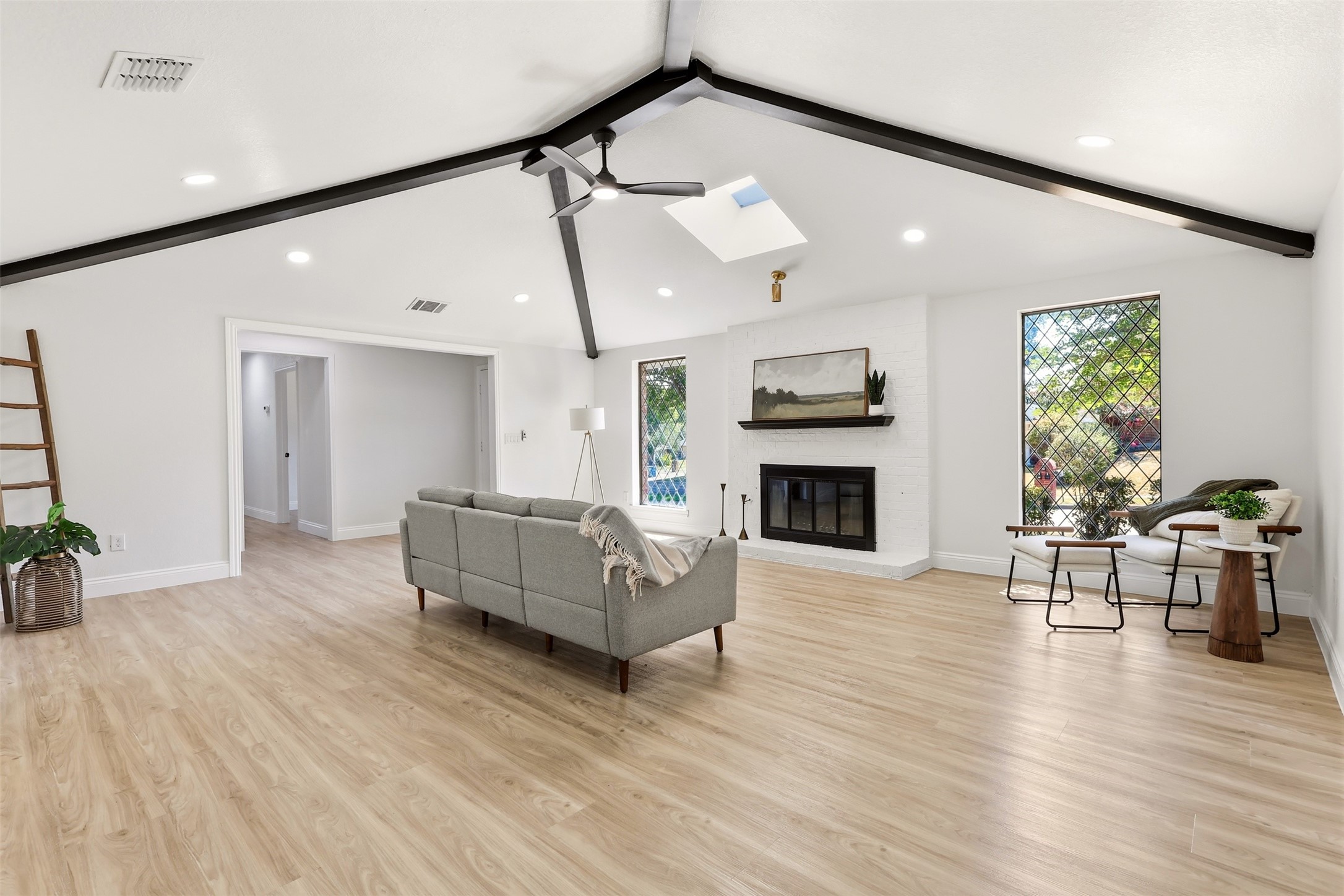4109 Tracey Trail