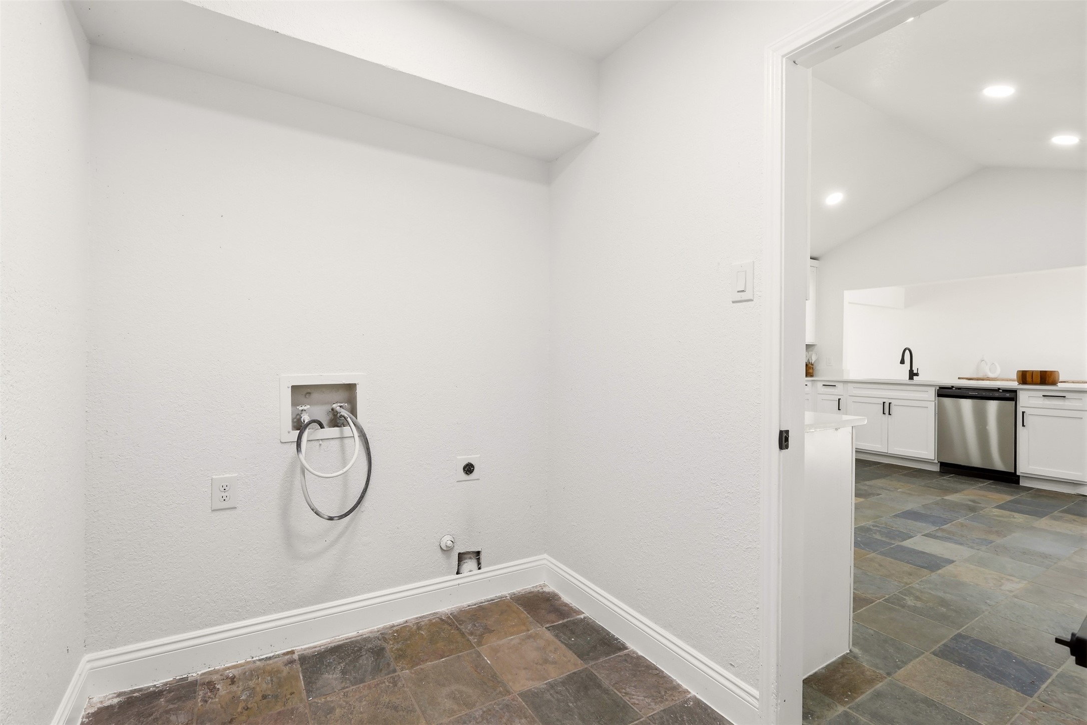 4109 Tracey Trail