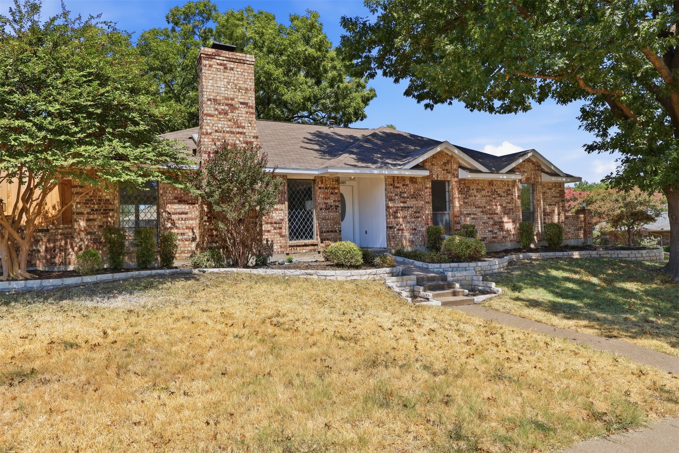 4109 Tracey Trail