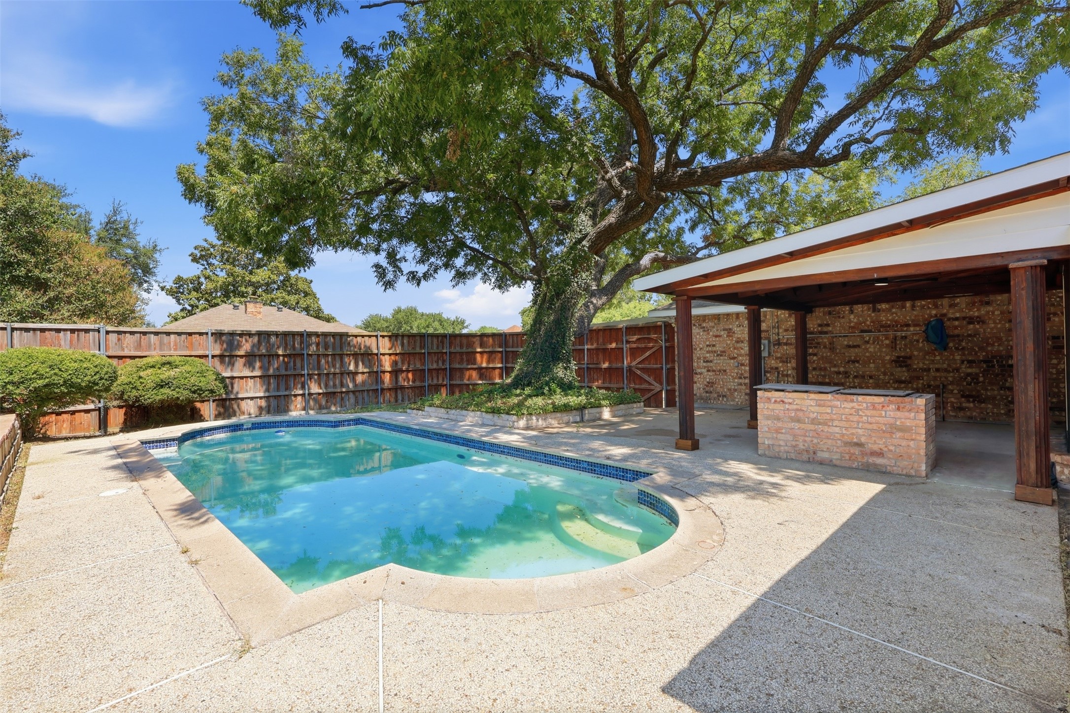 4109 Tracey Trail