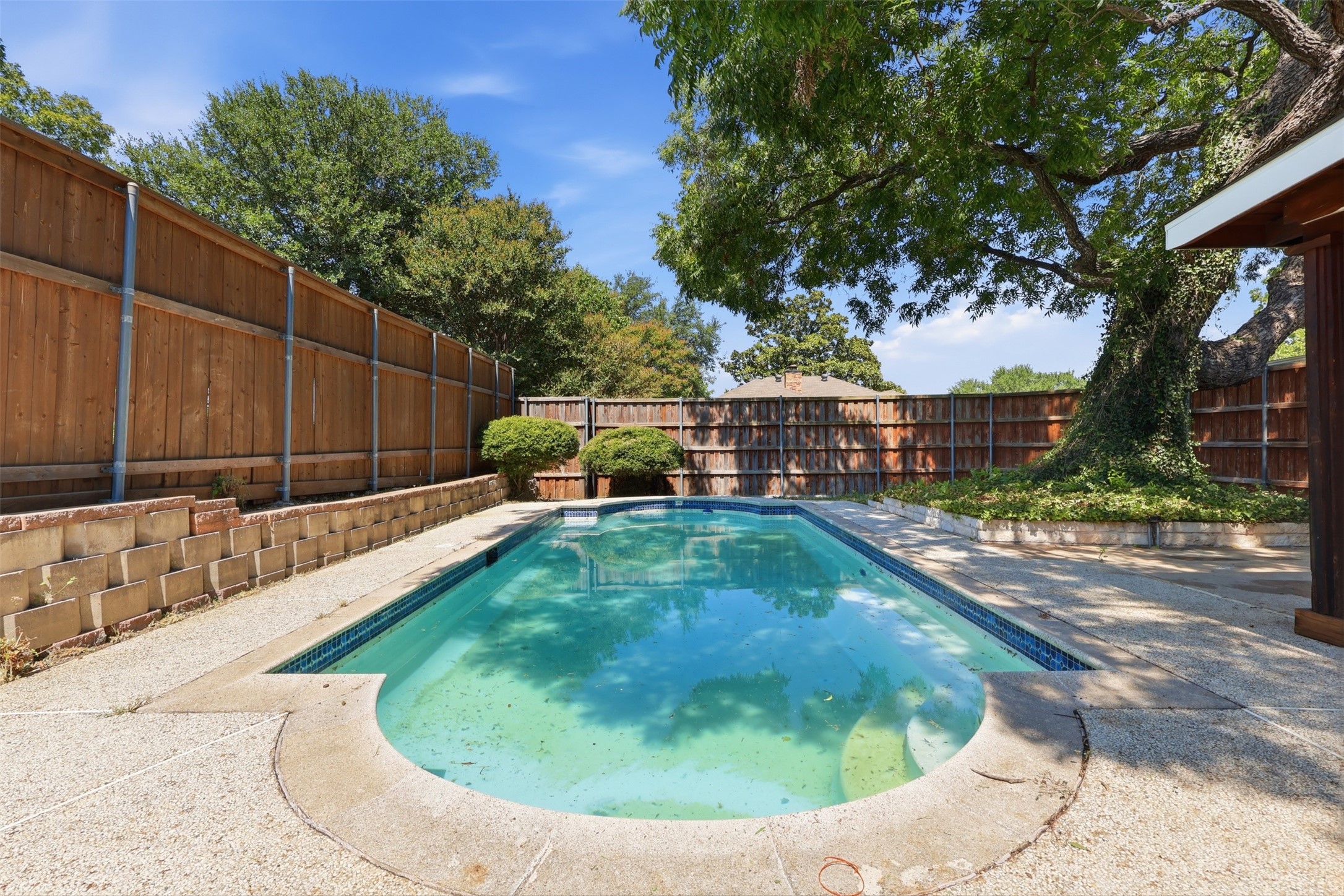 4109 Tracey Trail