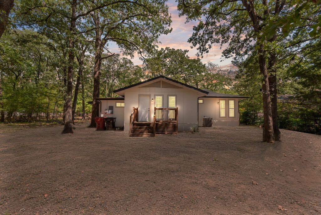 1345 Tawakoni Drive