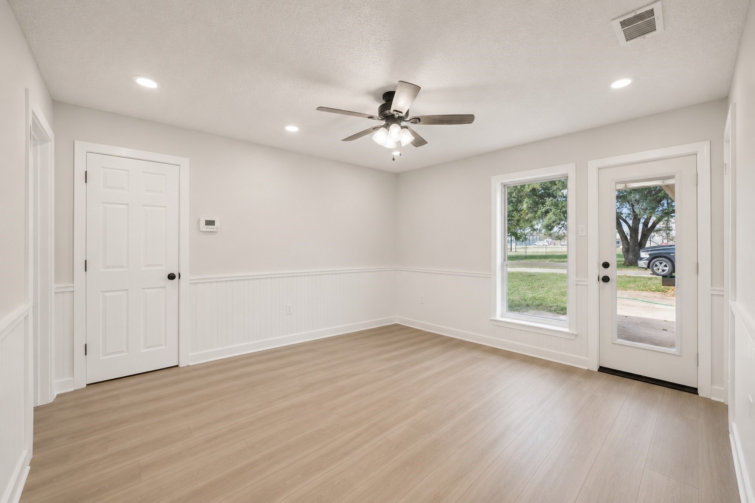 8076 FM 35 Road