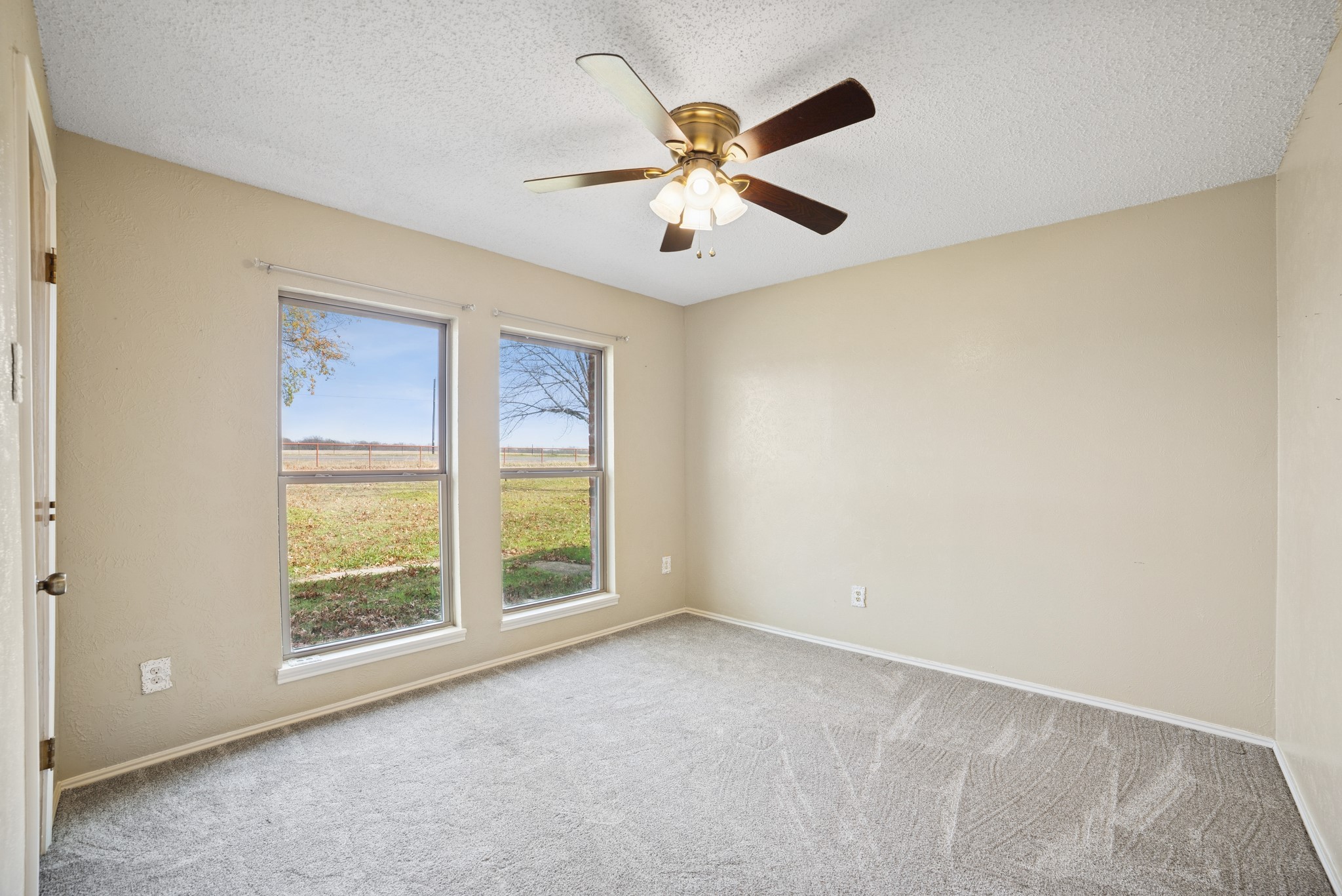 8076 FM 35 Road