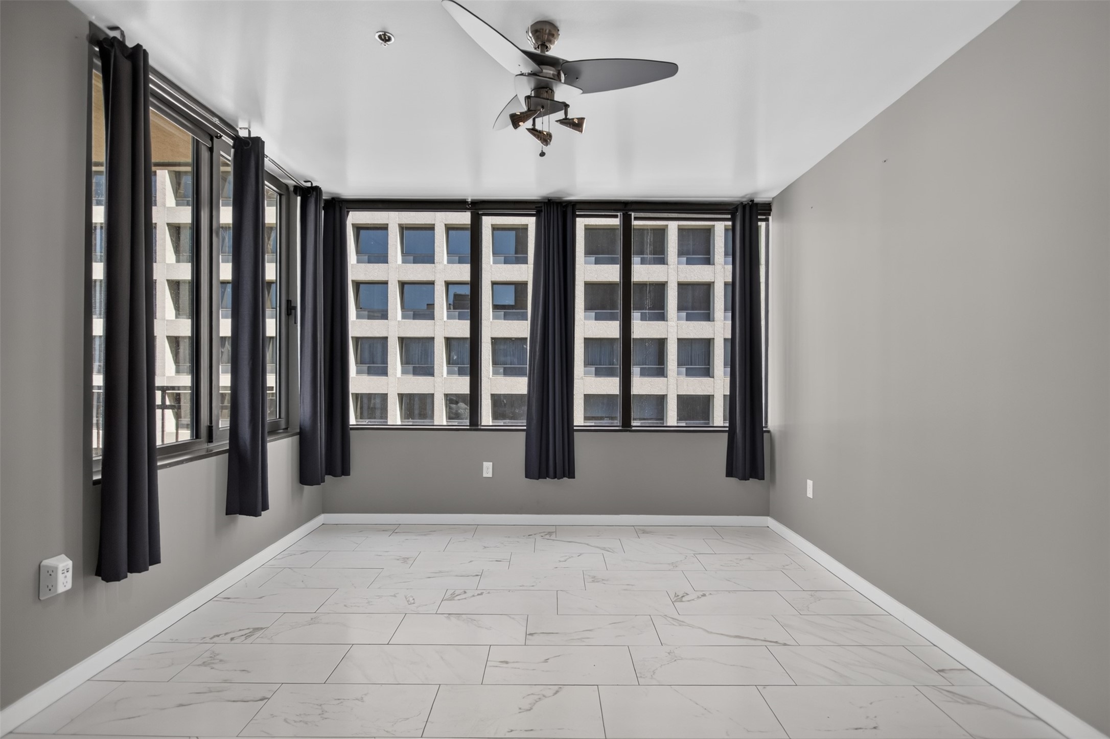 1200 Main Street 1506