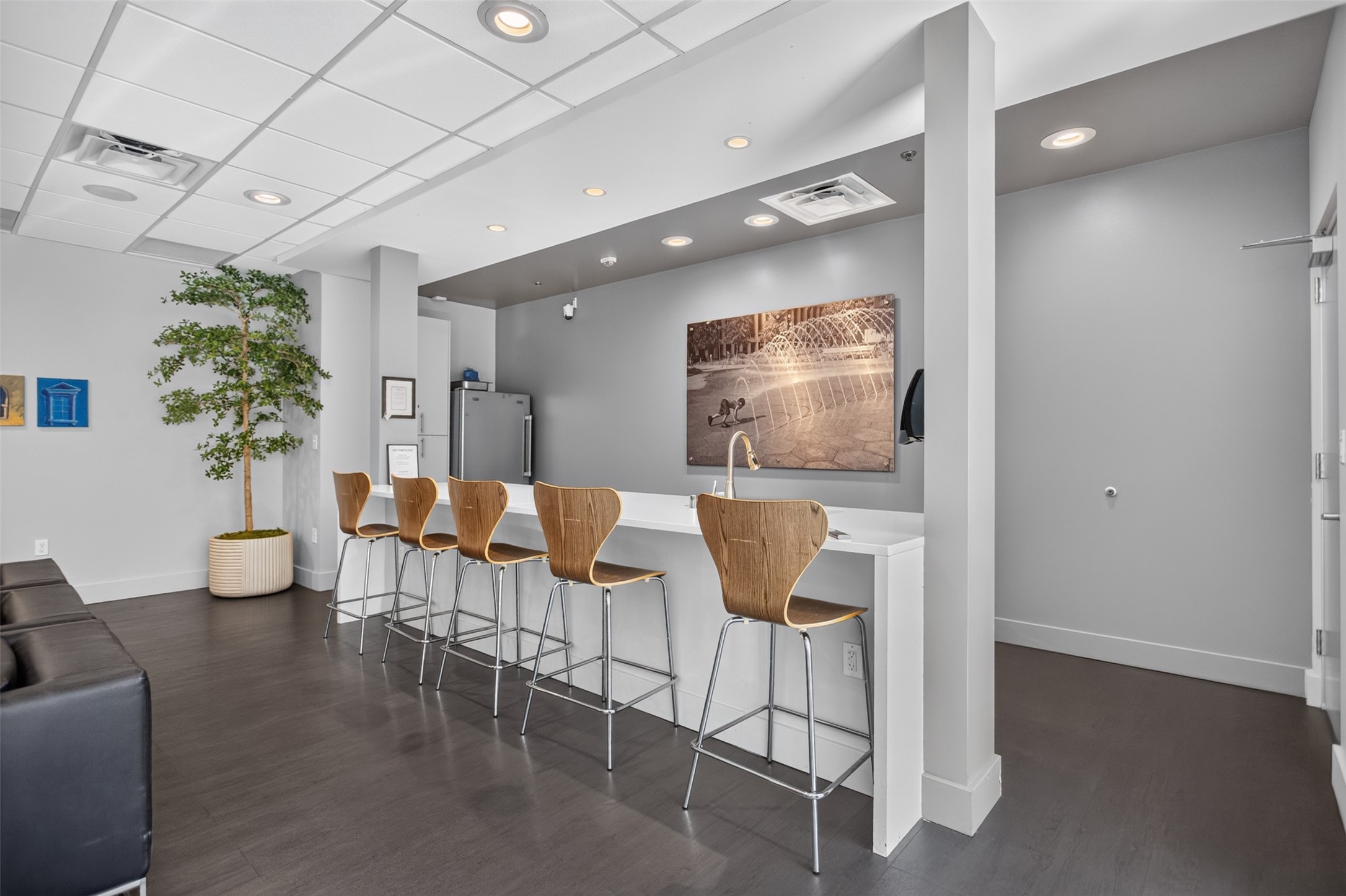 1200 Main Street 1506