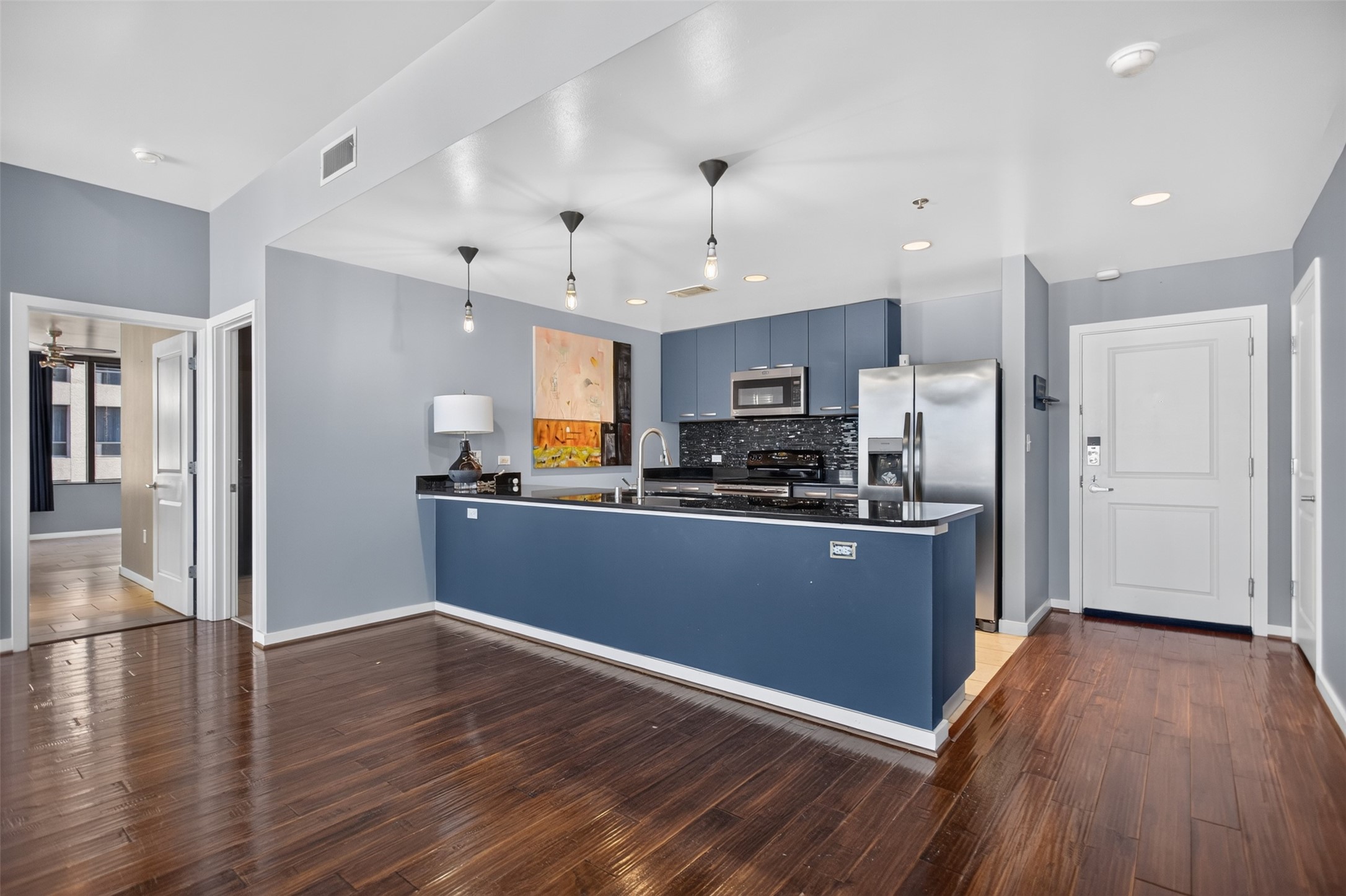 1200 Main Street 1506
