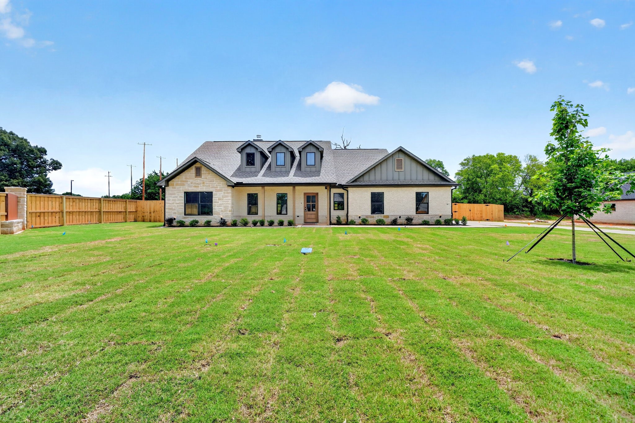 370 Grace Lane