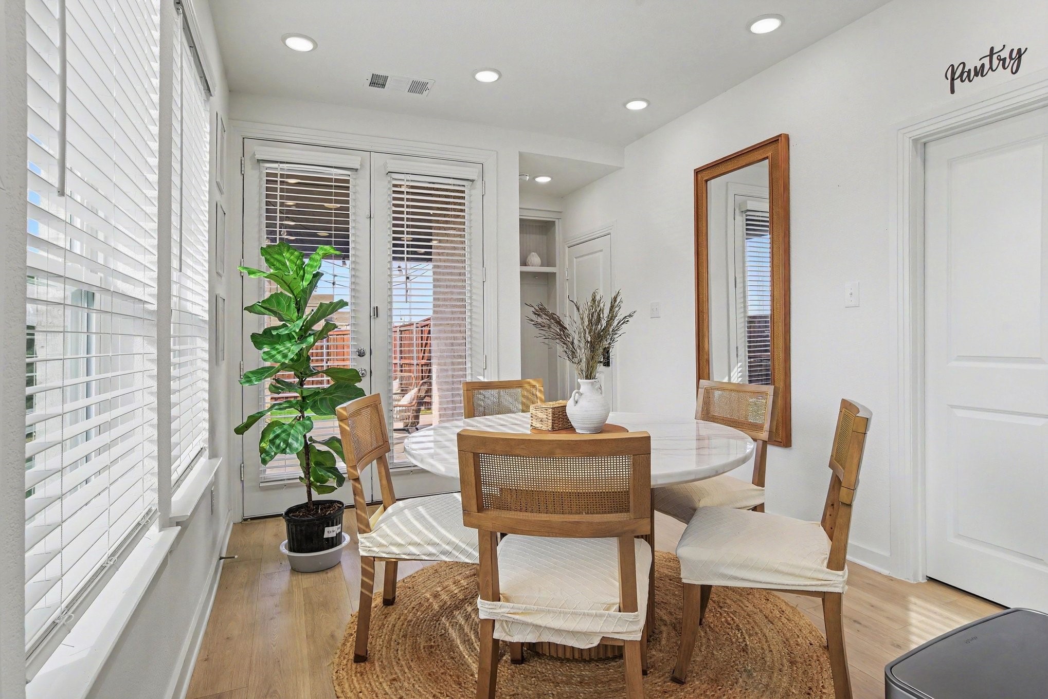 9324 Laurel Wreath Drive