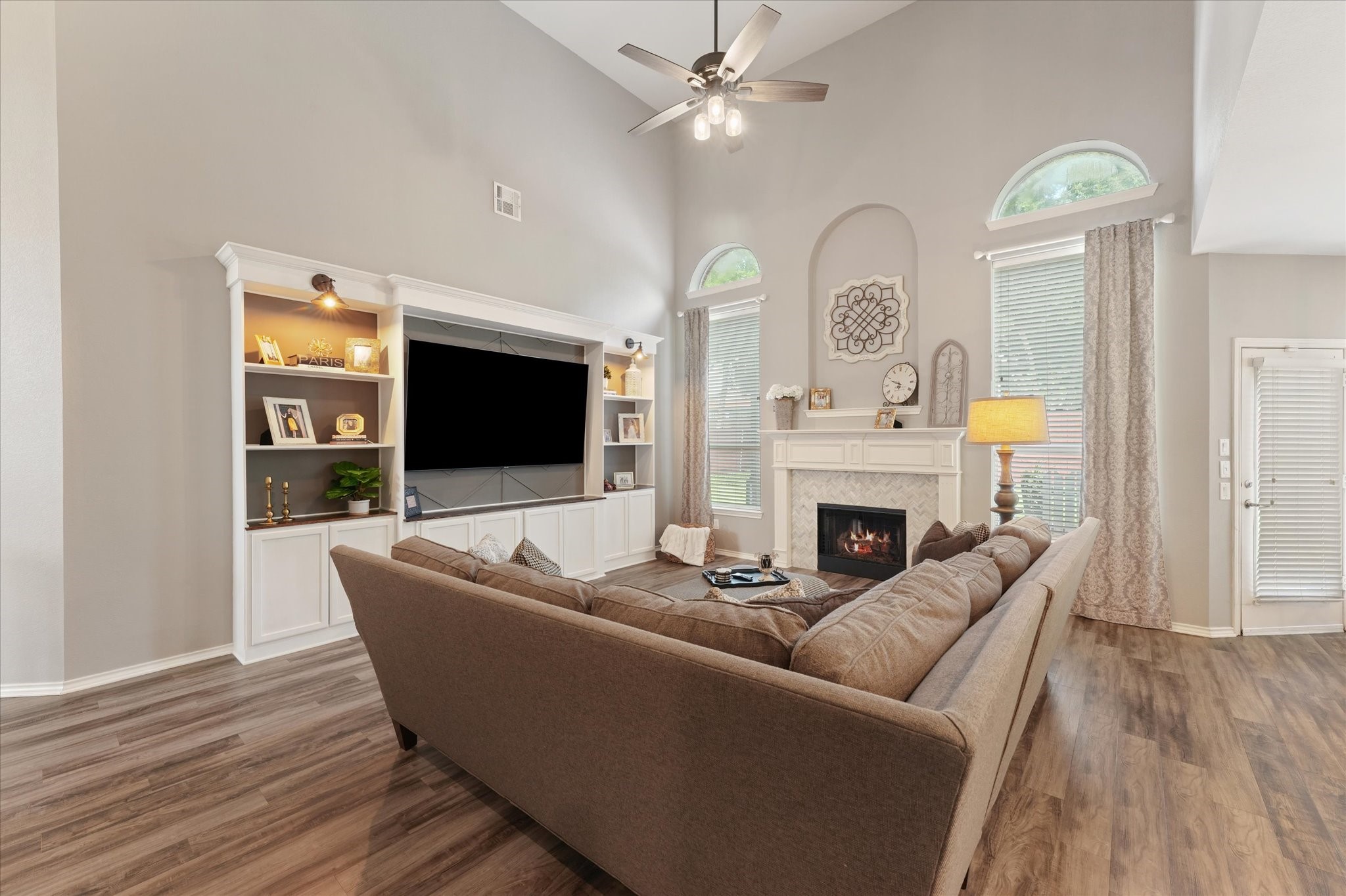 903 Fountain Drive
