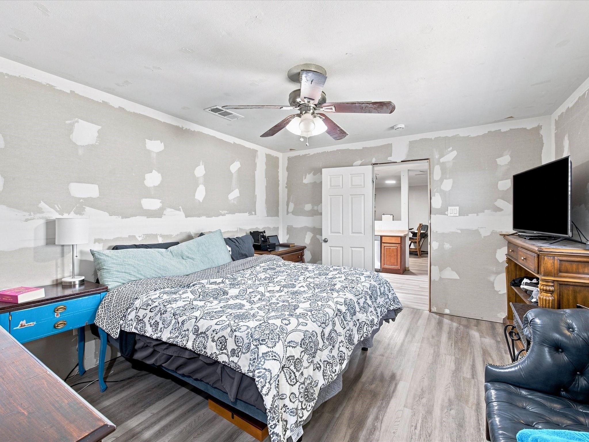 100 NW Jill Ann Drive
