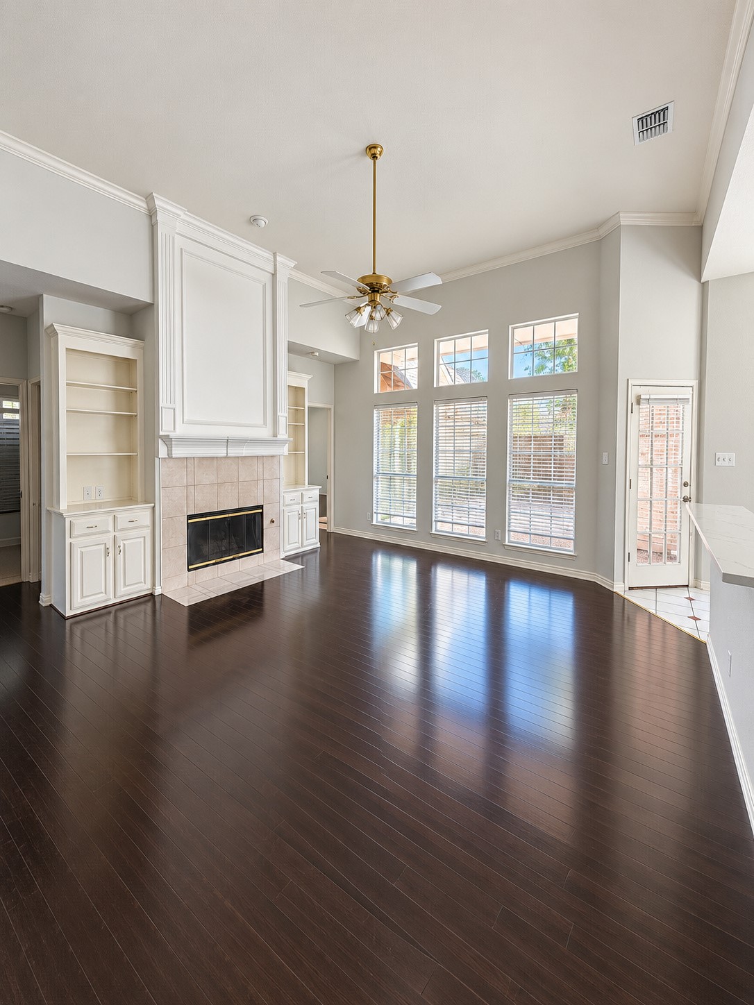 3900 Newhall Drive