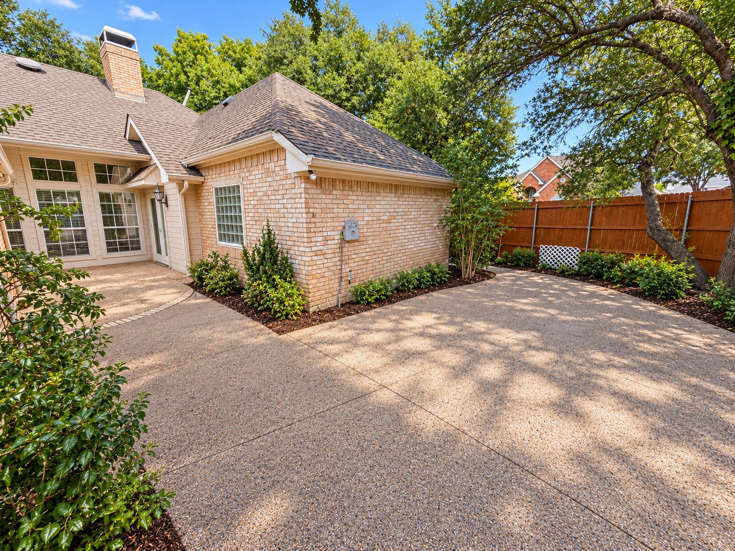 3900 Newhall Drive