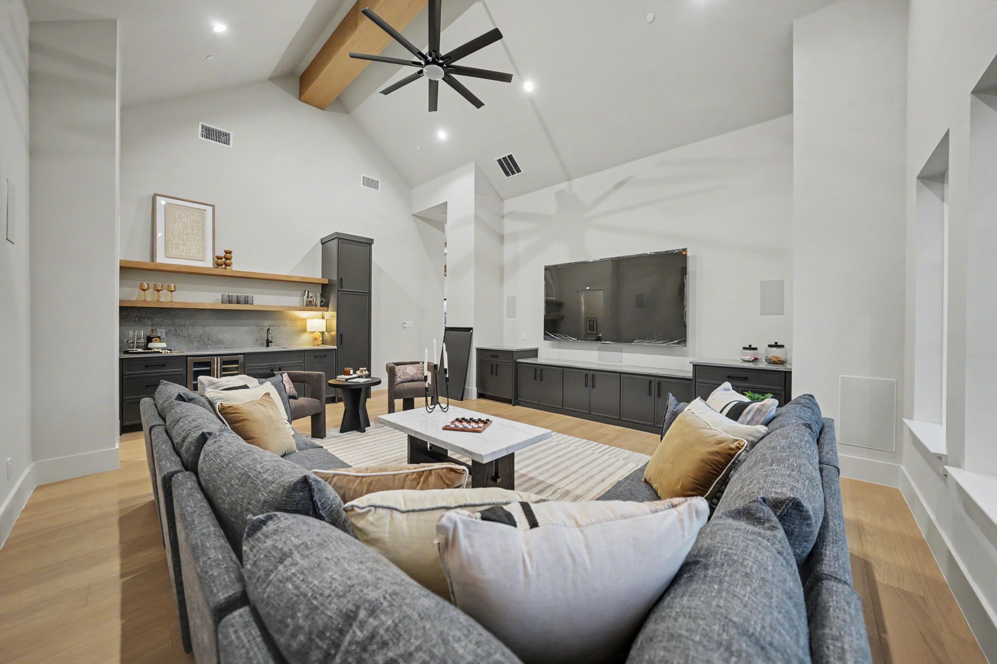 425 Dennis Bailey Lane