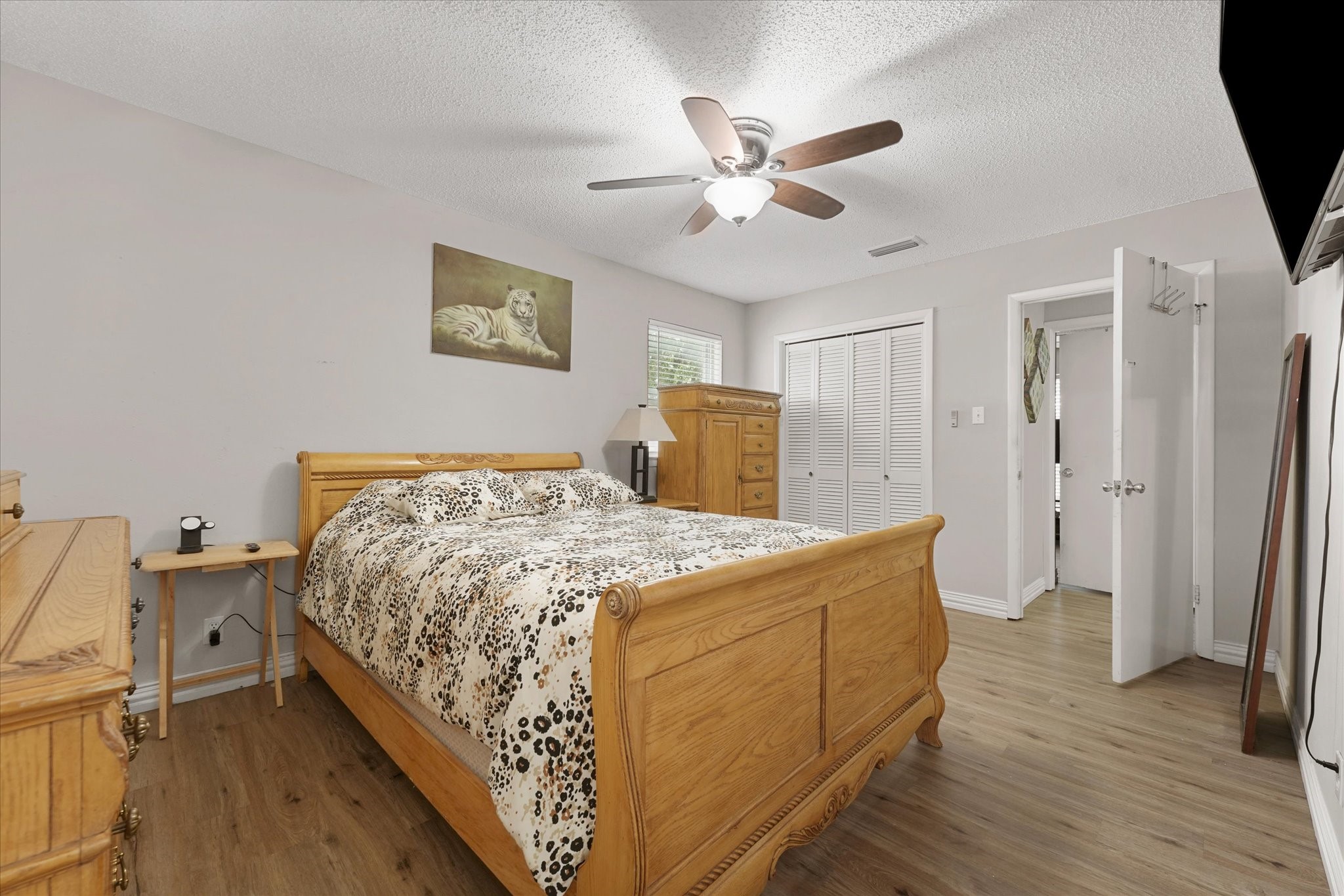 6054 Dunson Drive