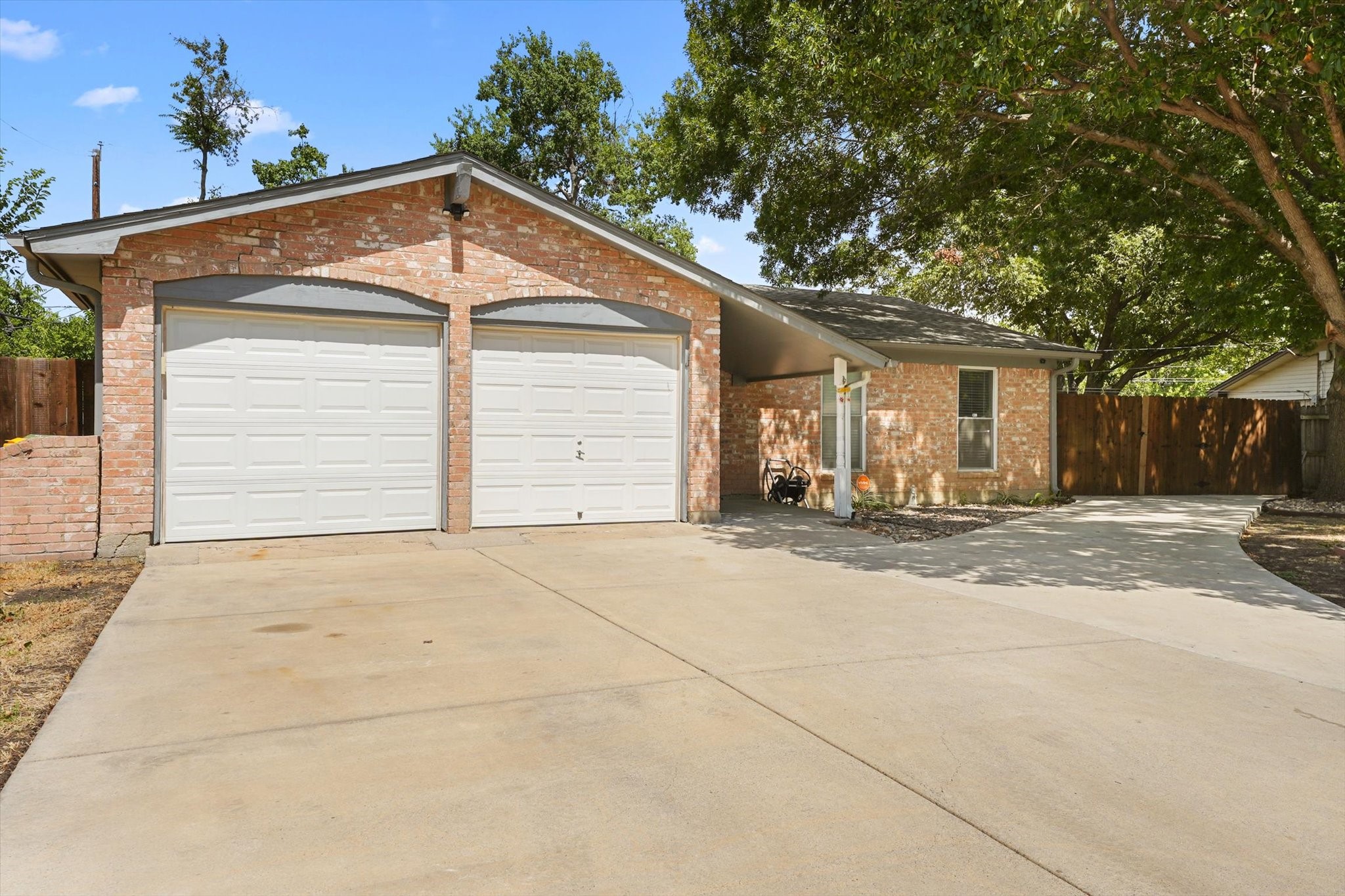 6054 Dunson Drive