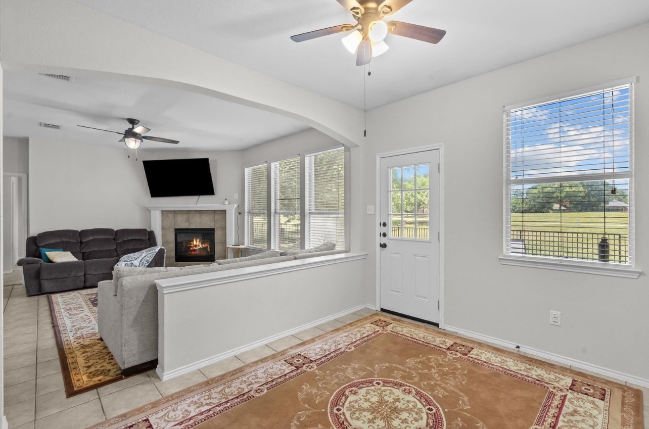 8414 Seafield Lane
