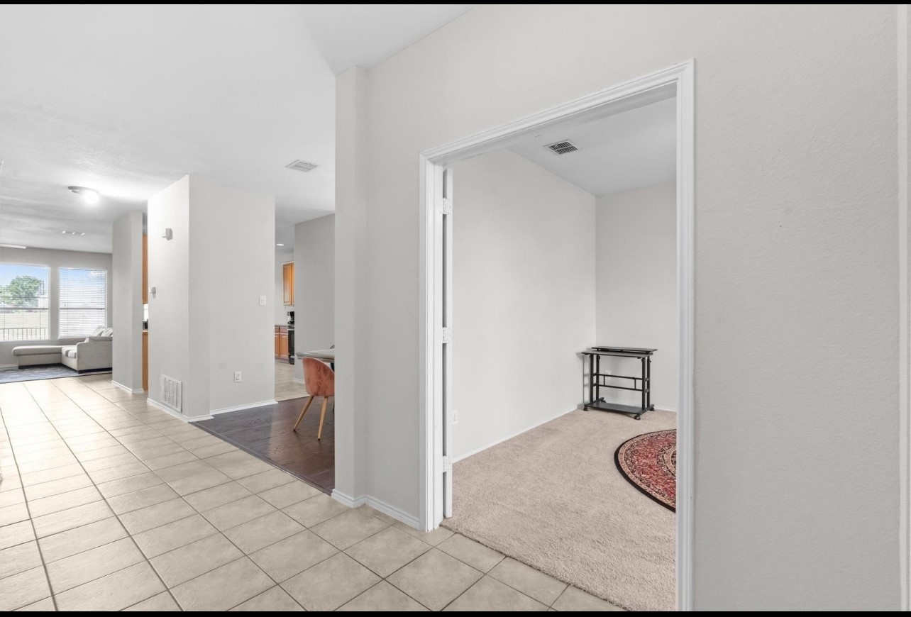8414 Seafield Lane