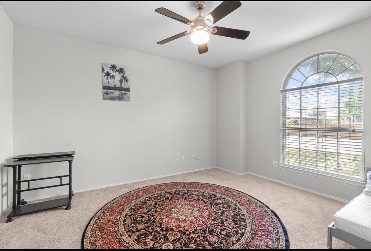 8414 Seafield Lane