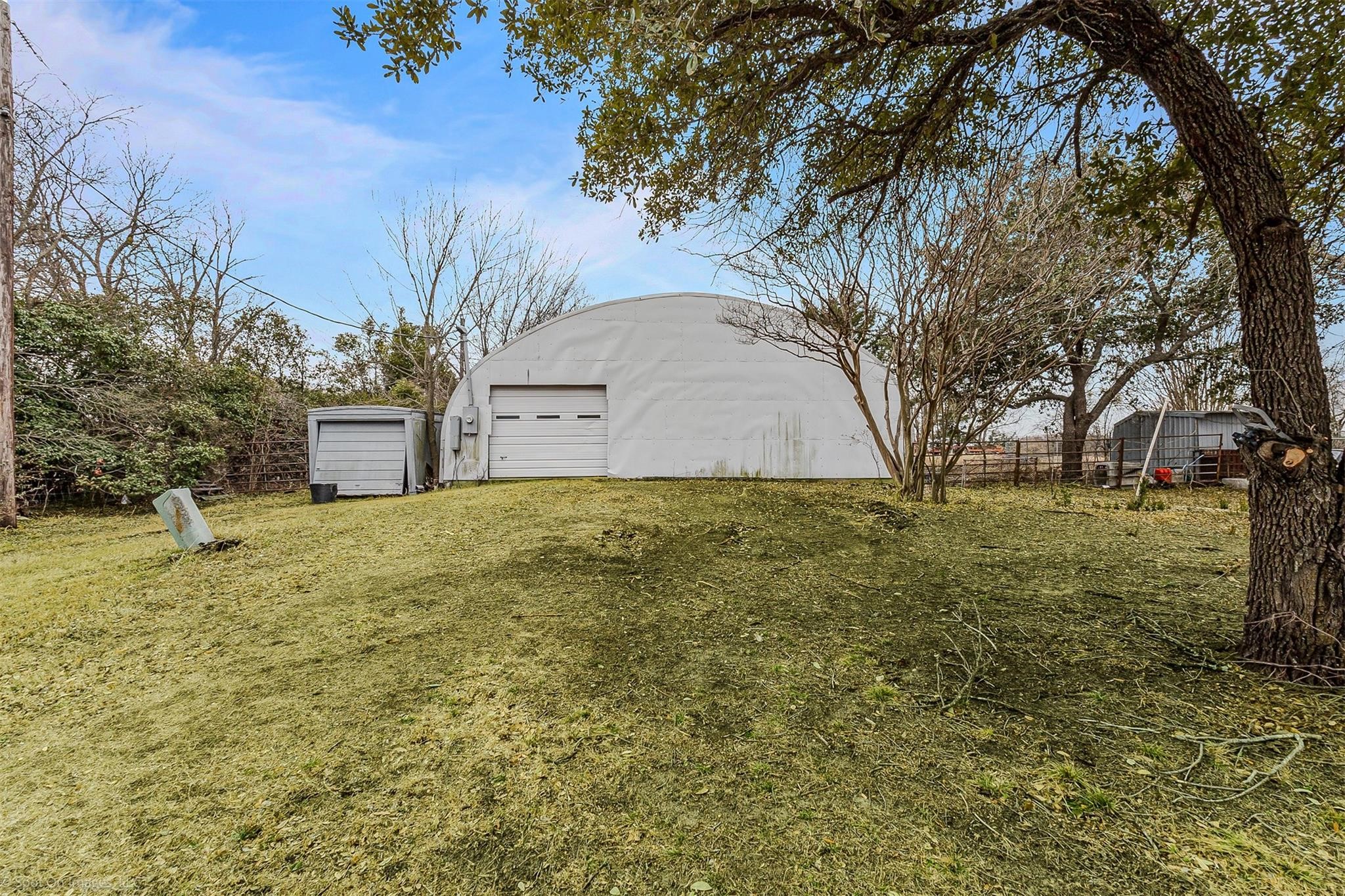 15183 Valley View