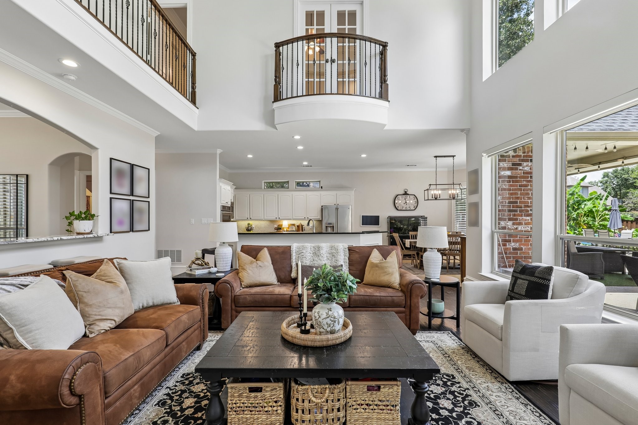 812 White Buffalo Lane