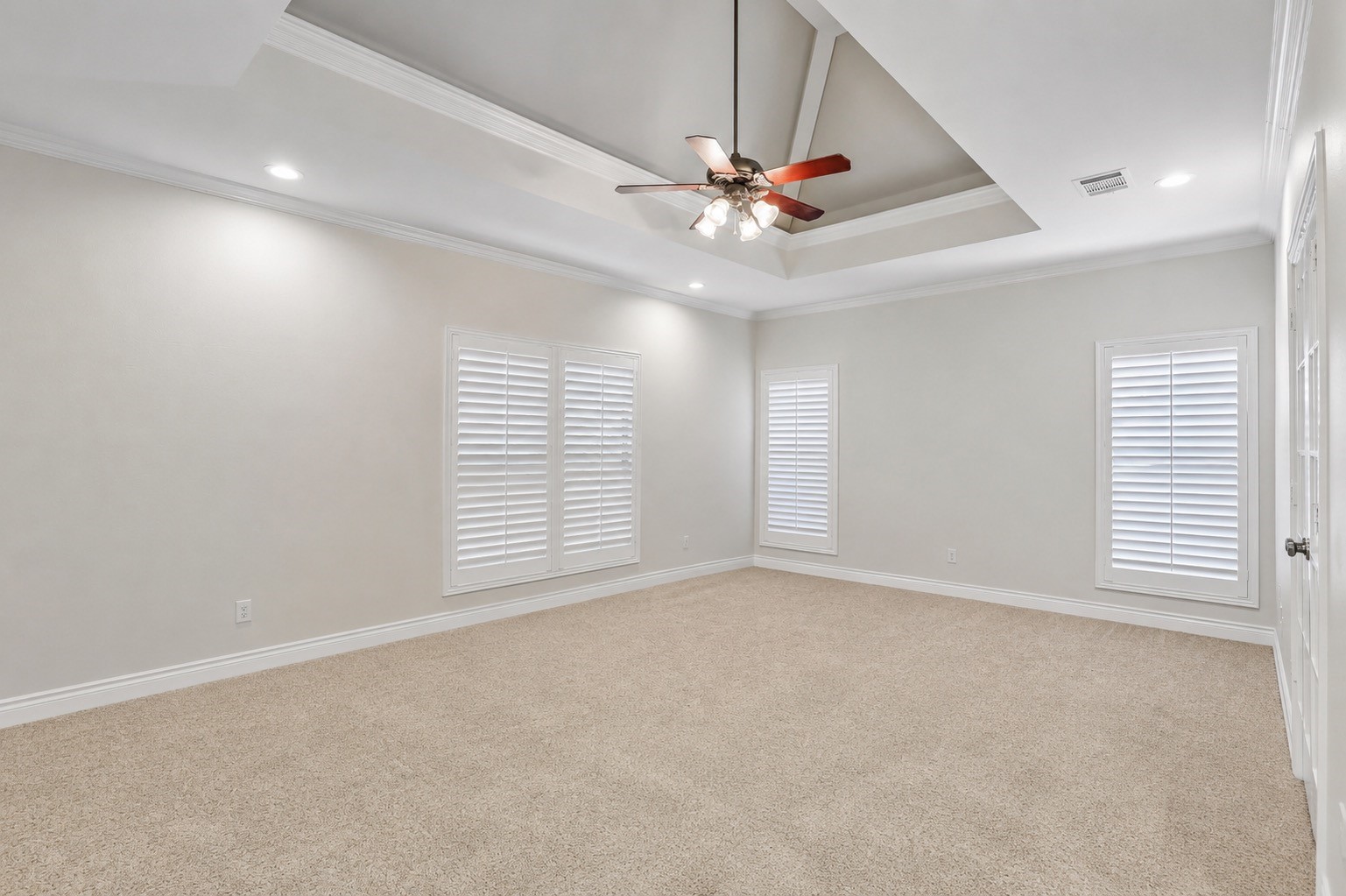 812 White Buffalo Lane