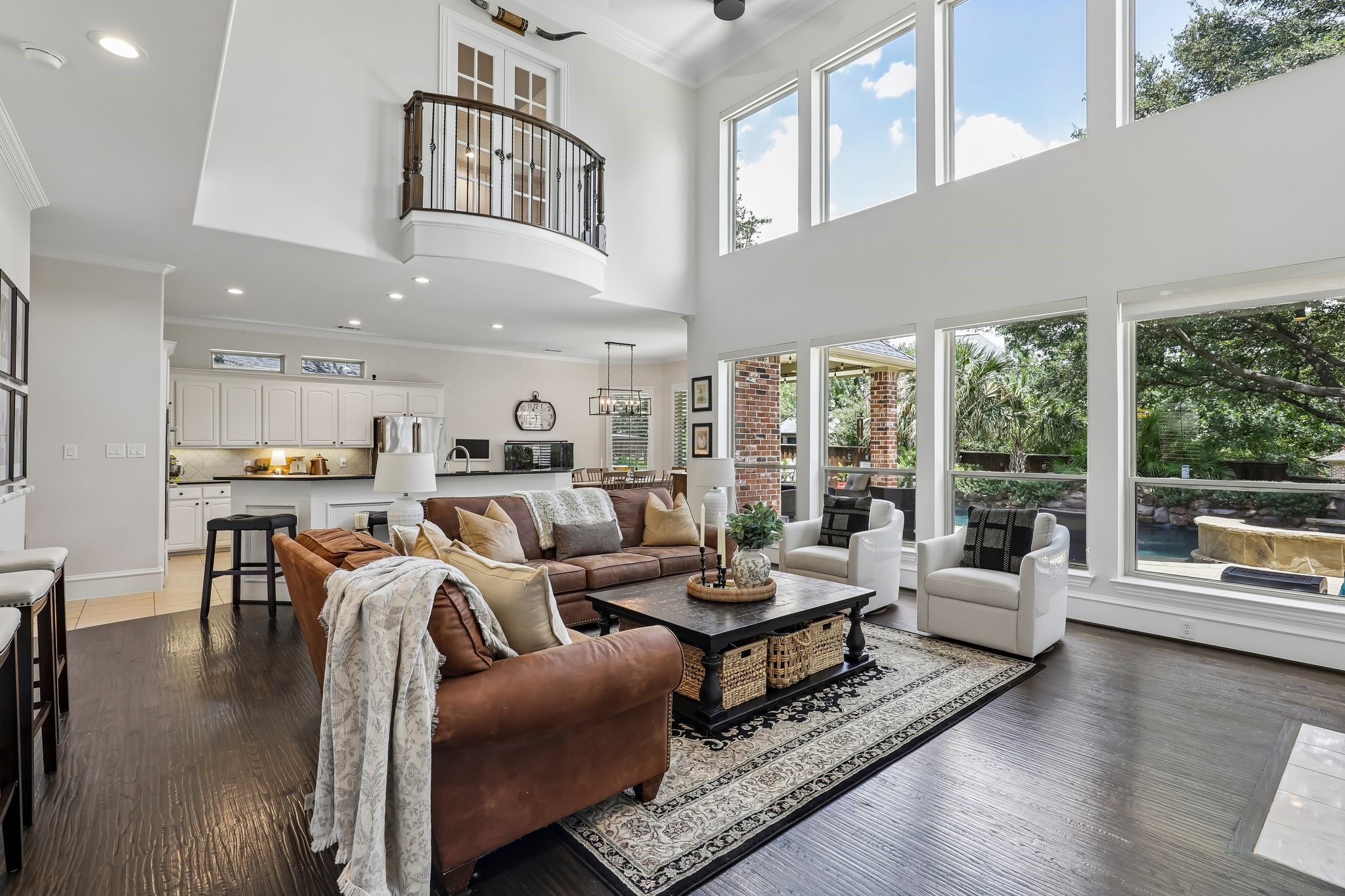 812 White Buffalo Lane