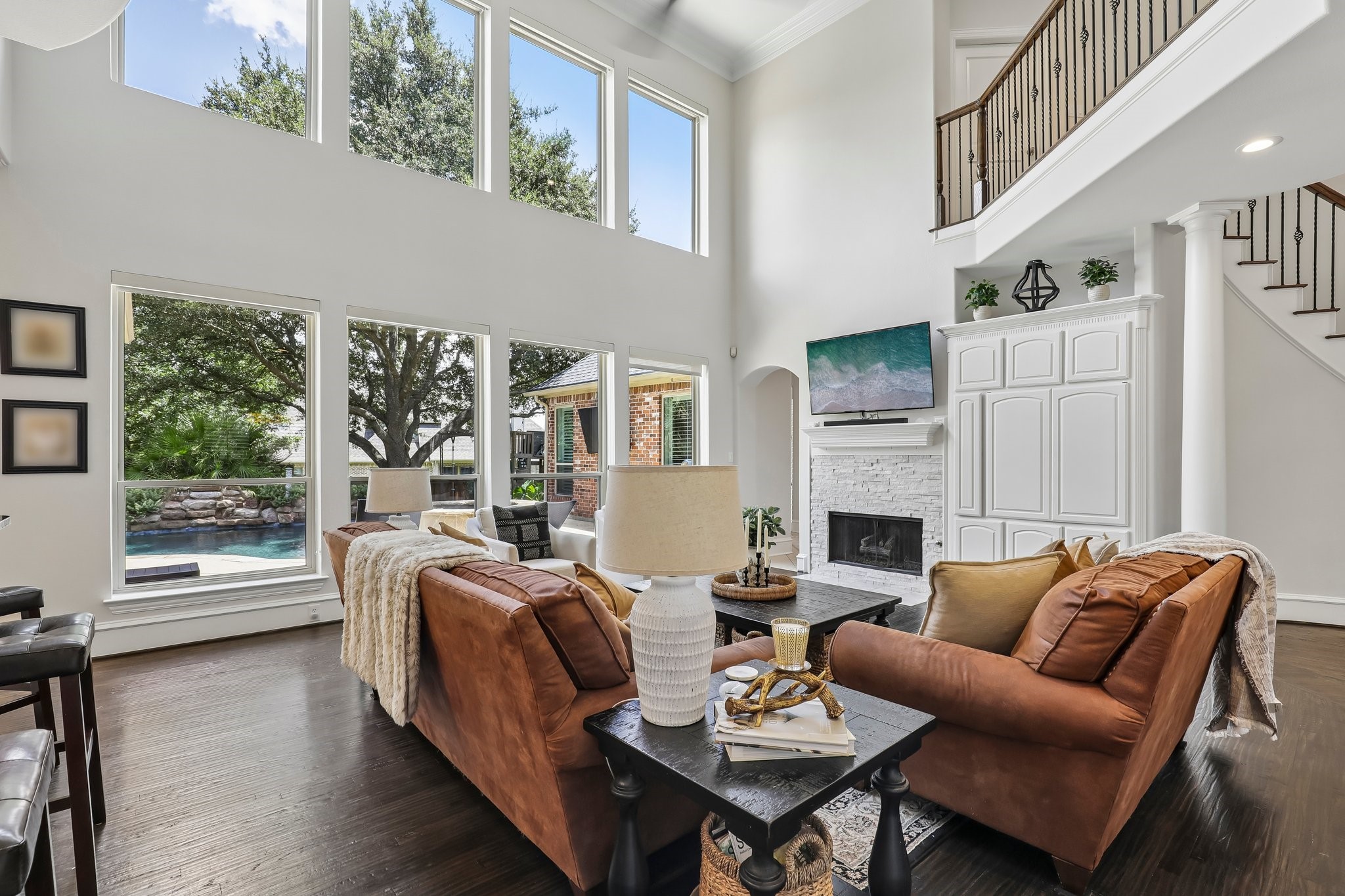812 White Buffalo Lane