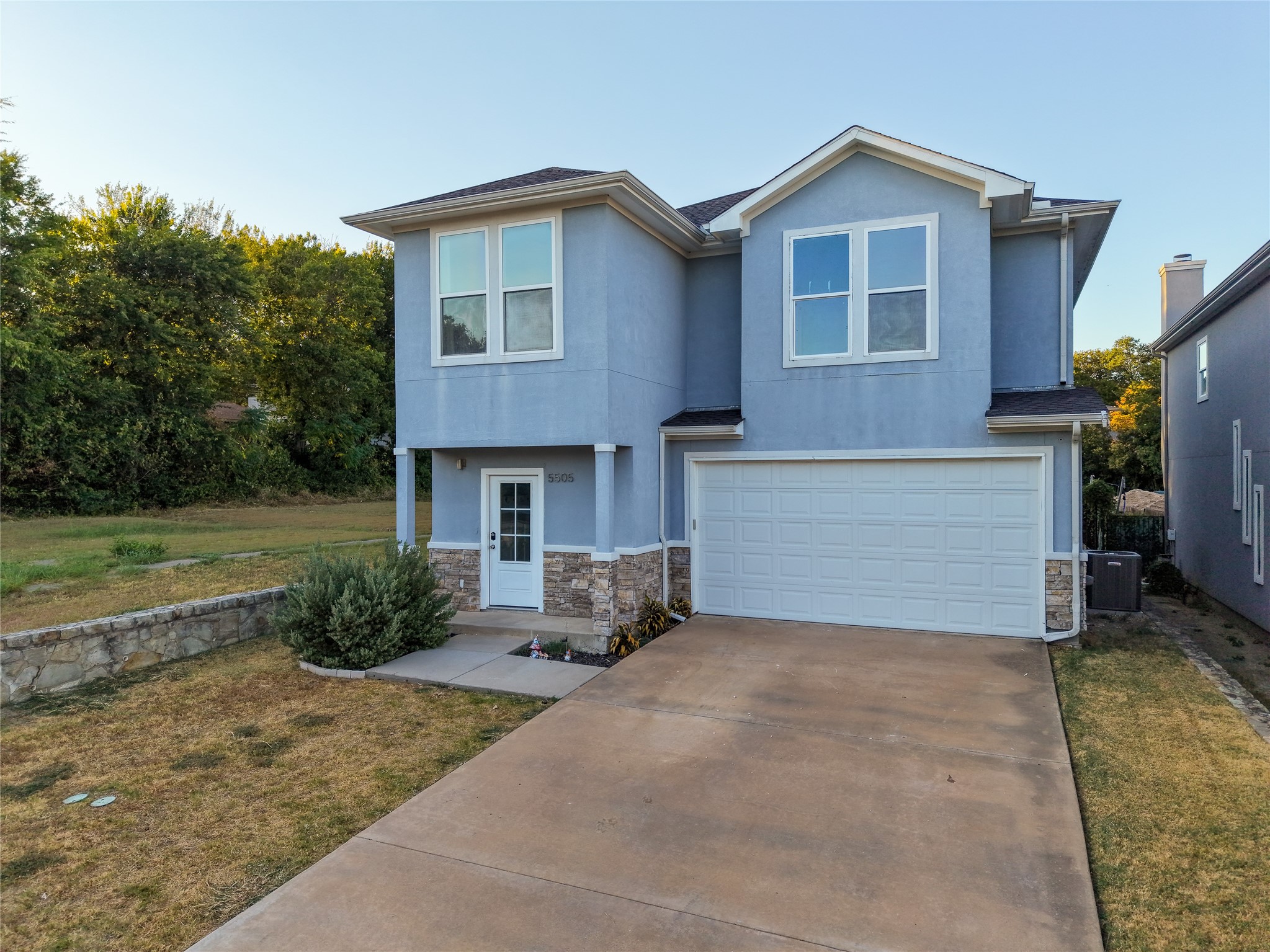 5505 Longcrest Drive