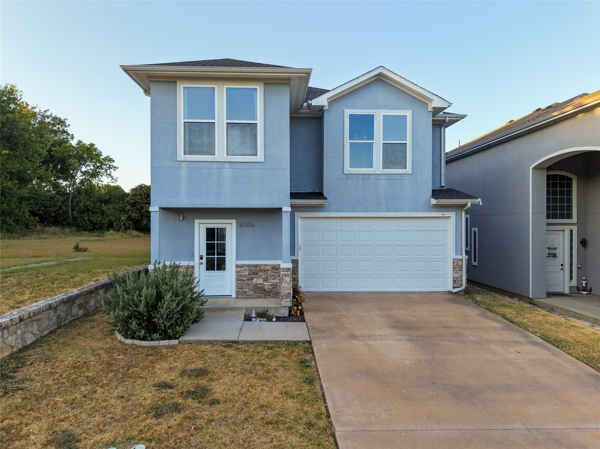 5505 Longcrest Drive