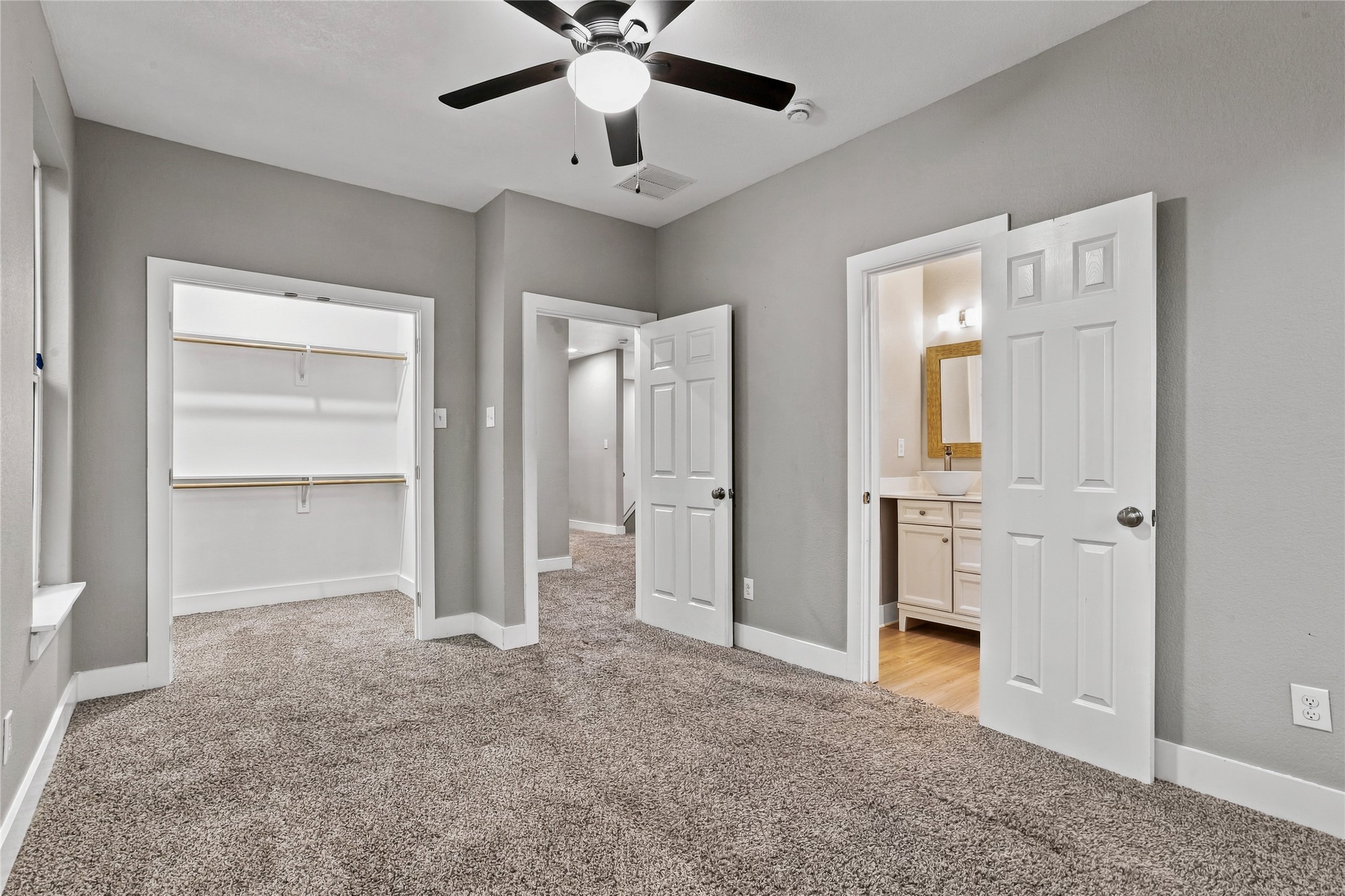 5505 Longcrest Drive
