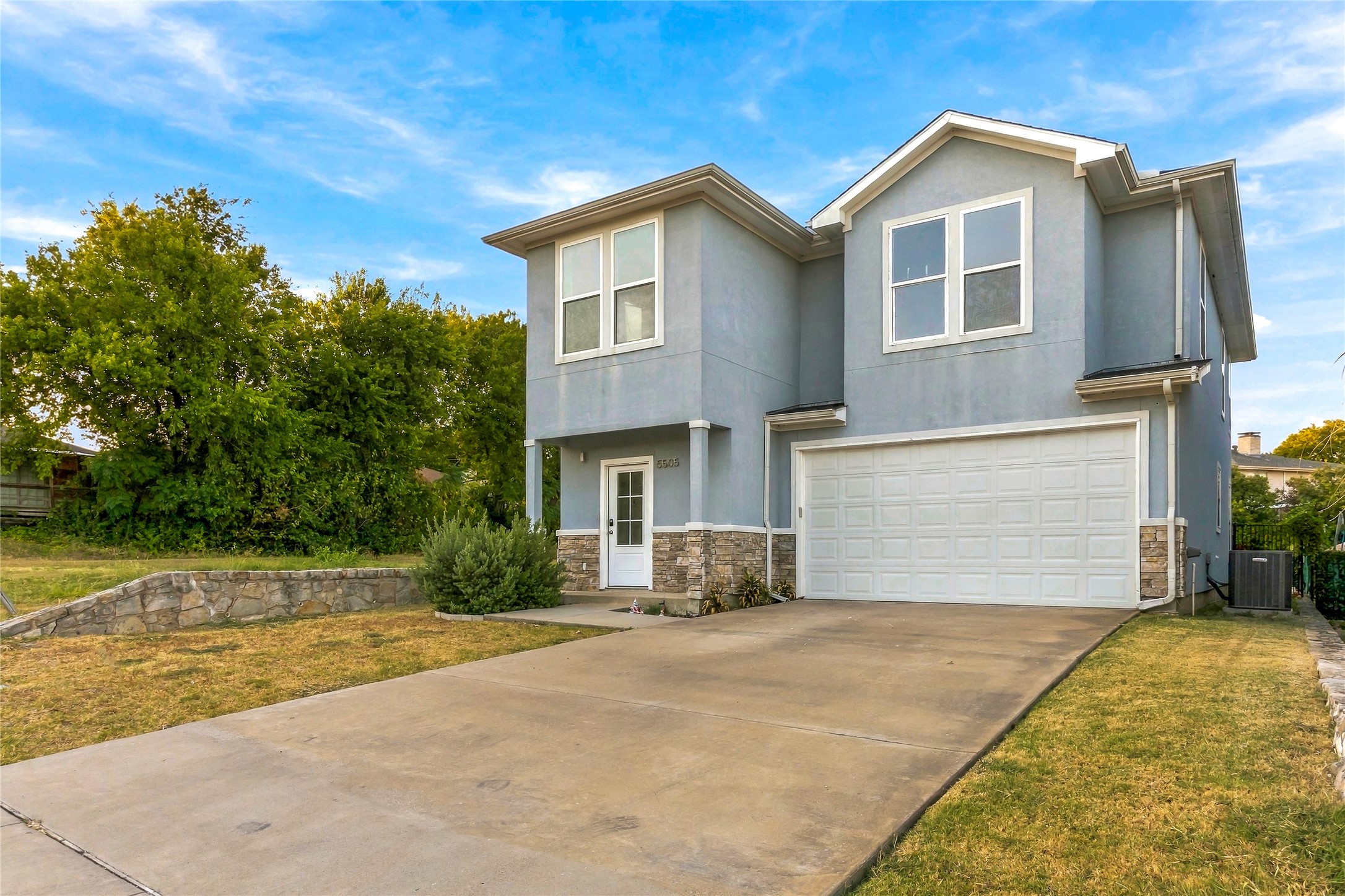 5505 Longcrest Drive