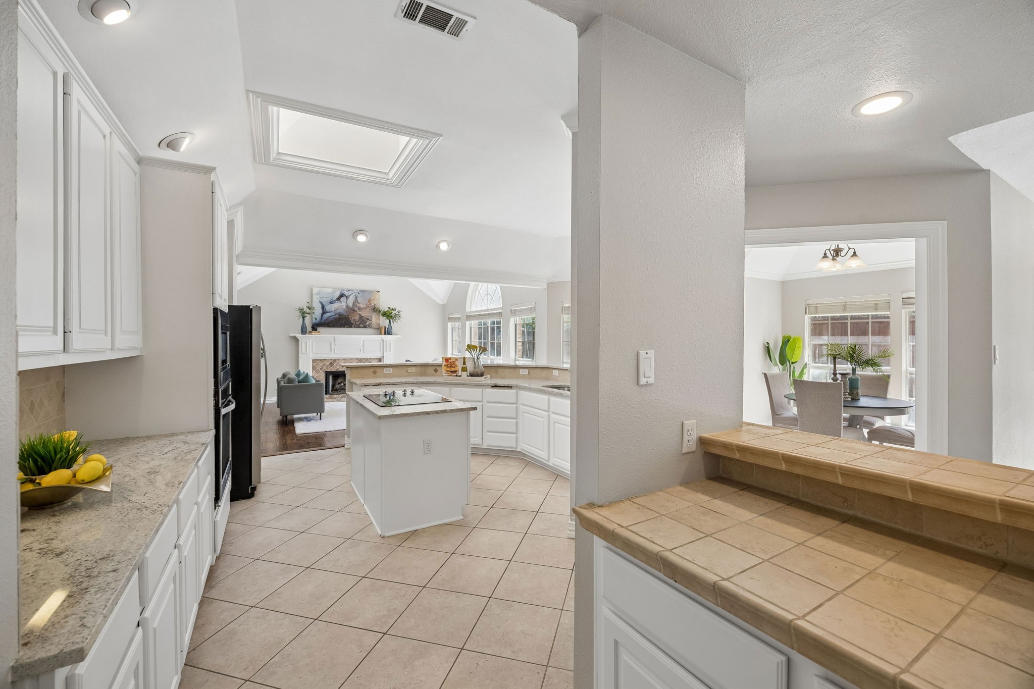 3700 Maywood Court