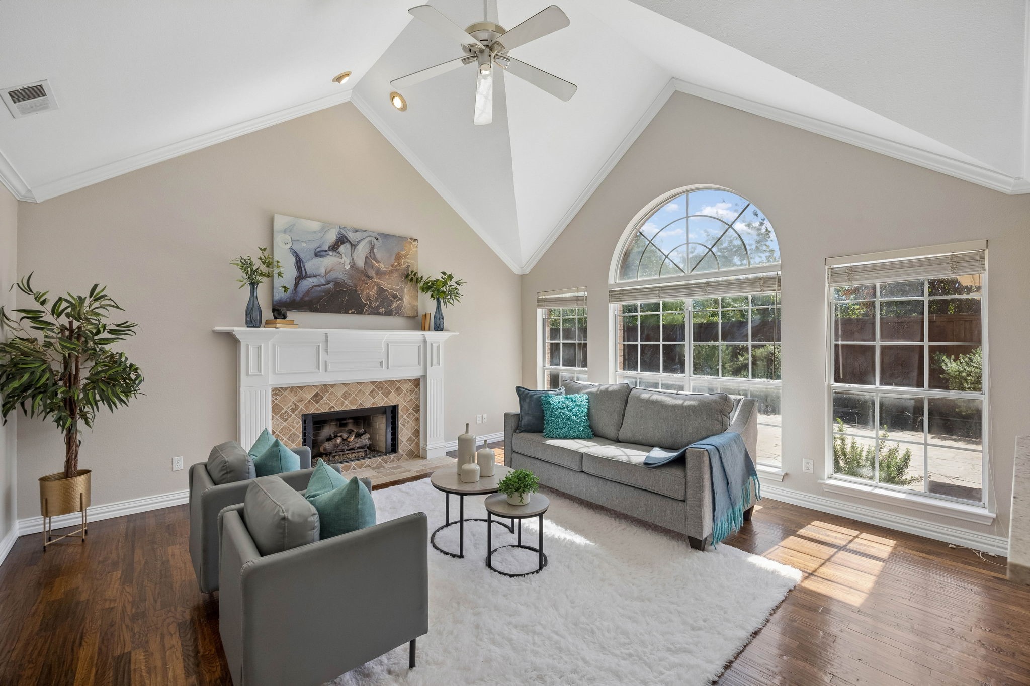 3700 Maywood Court