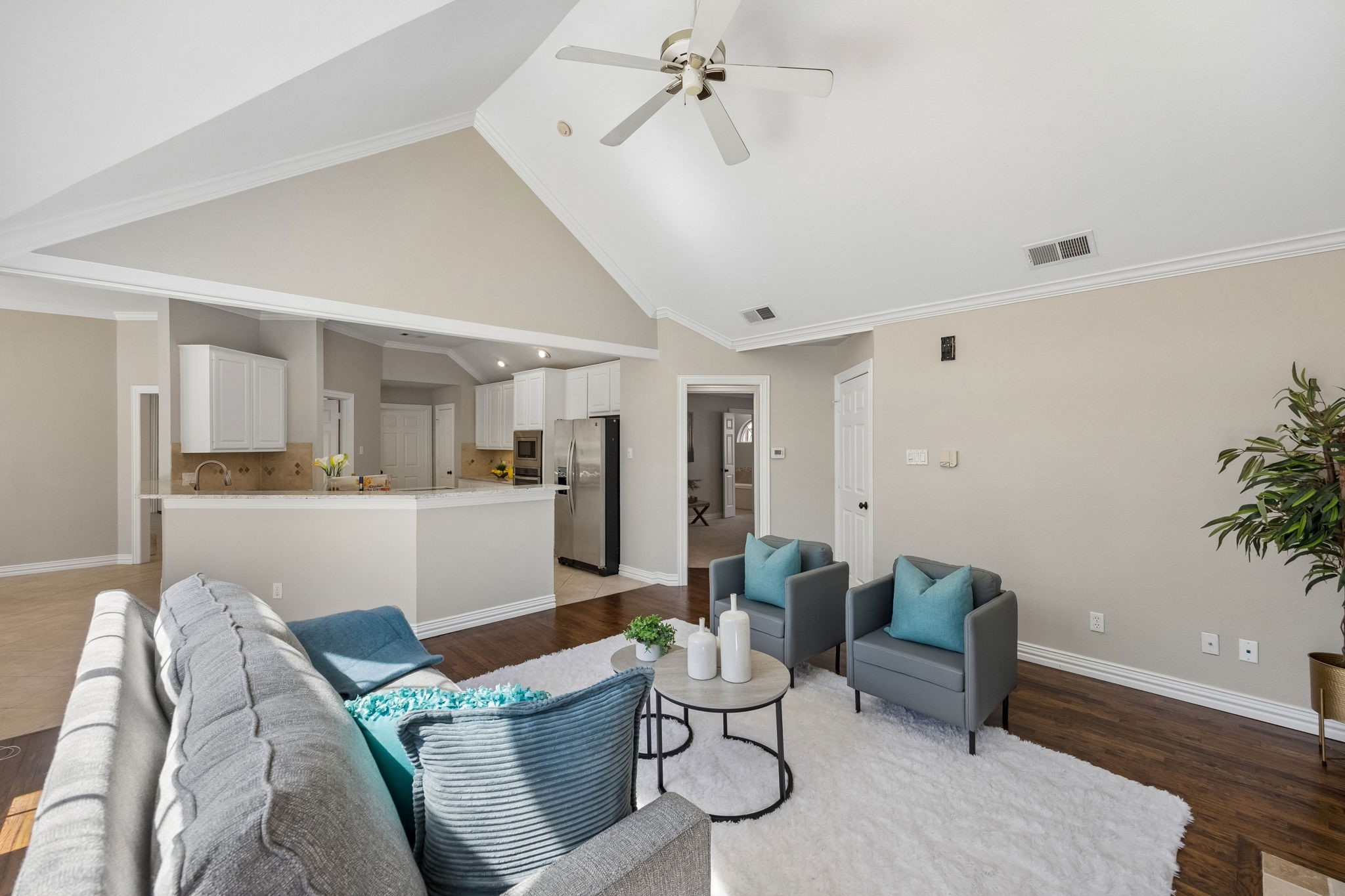 3700 Maywood Court